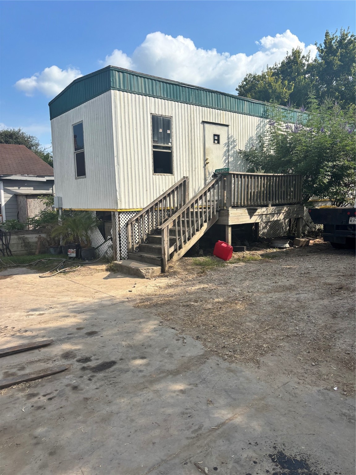 4701 Highway 6, Hitchcock, TX 77563 4701 Highway 6, Hitchcock, TX 77563