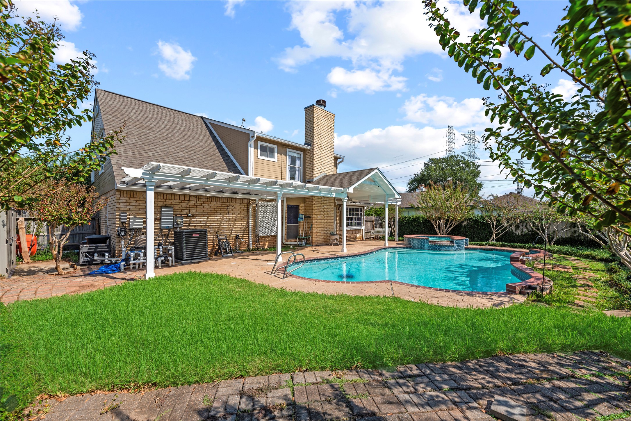 3906 Green Fields Drive, Sugar Land, TX 77479