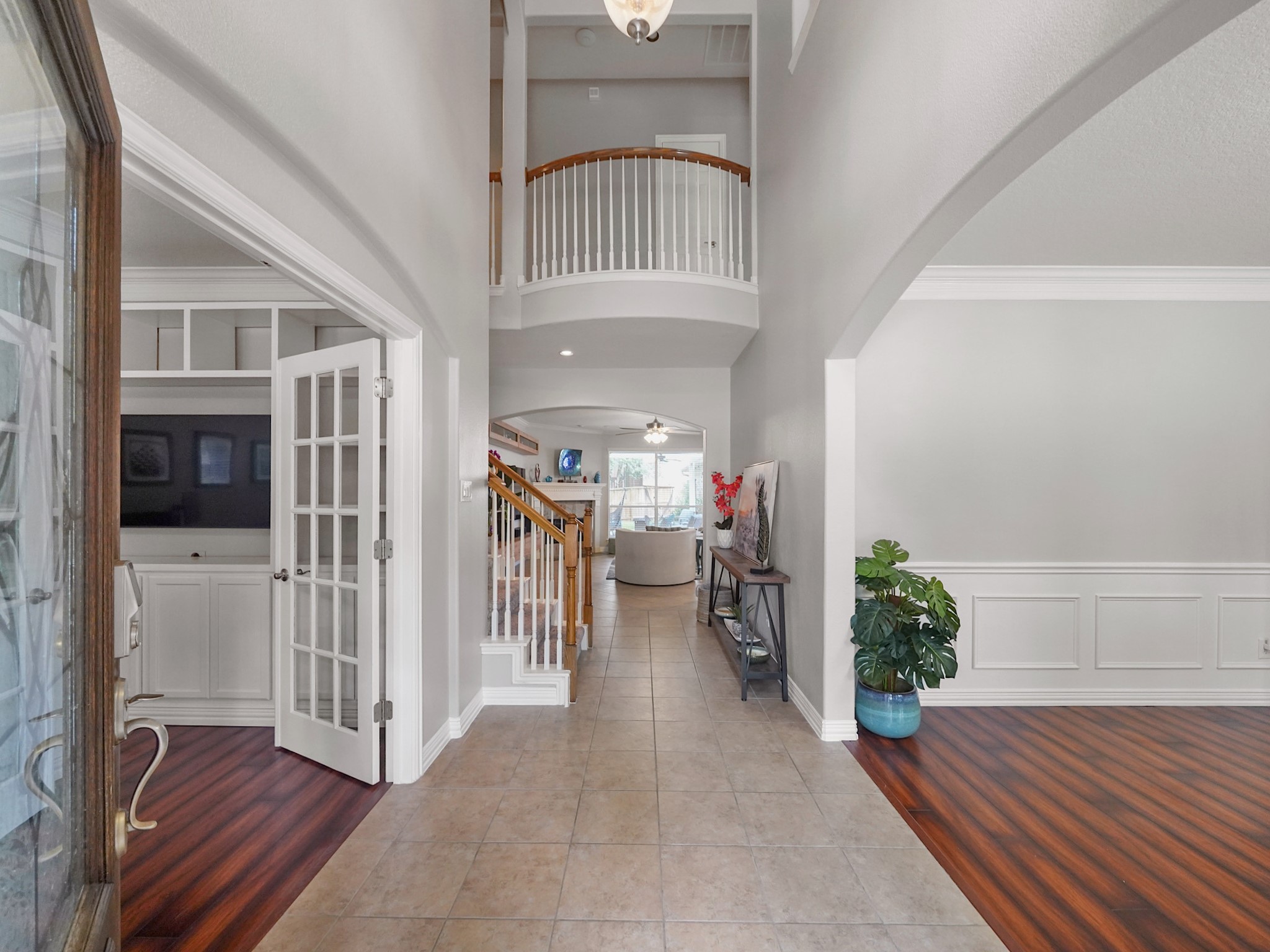 Step inside to soaring ceilings, fresh interior paint, and an inviting floor plan designed for both everyday living and effortless entertaining.