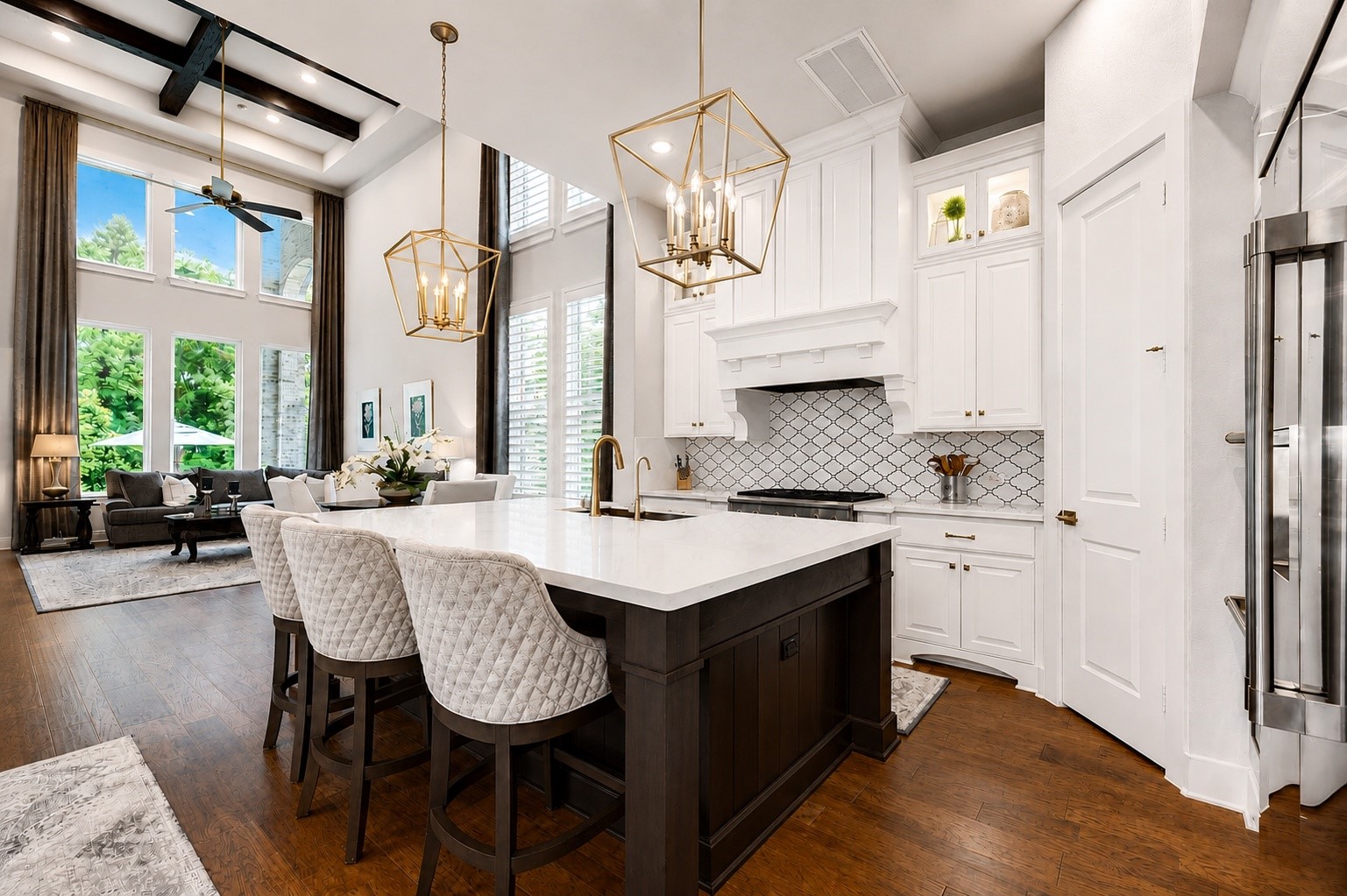 Stunning kitchen featuring a farmhouse Stunning kitchen featuring a farmhouse