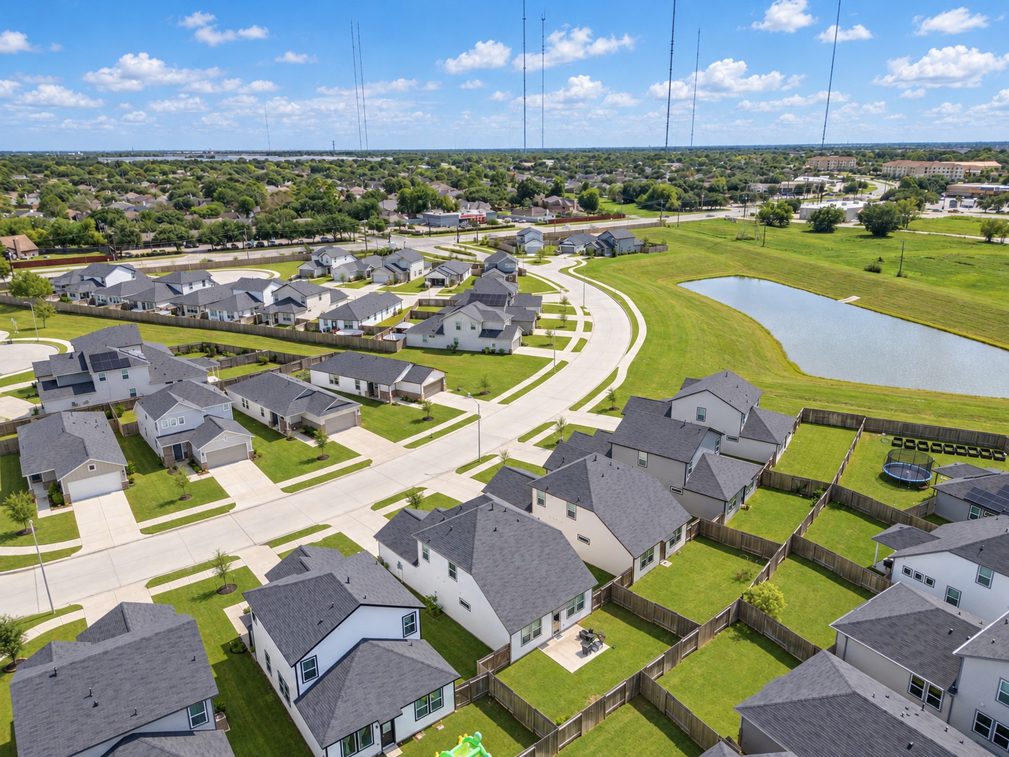 1723 Greendale Drive, Missouri City, TX 77489