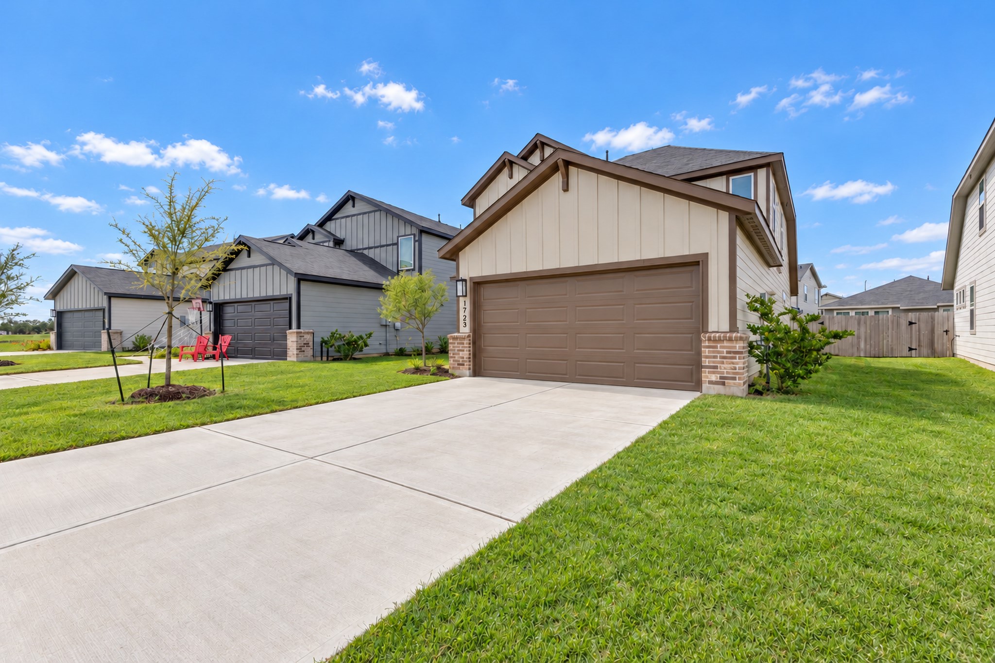 1723 Greendale Drive, Missouri City, TX 77489