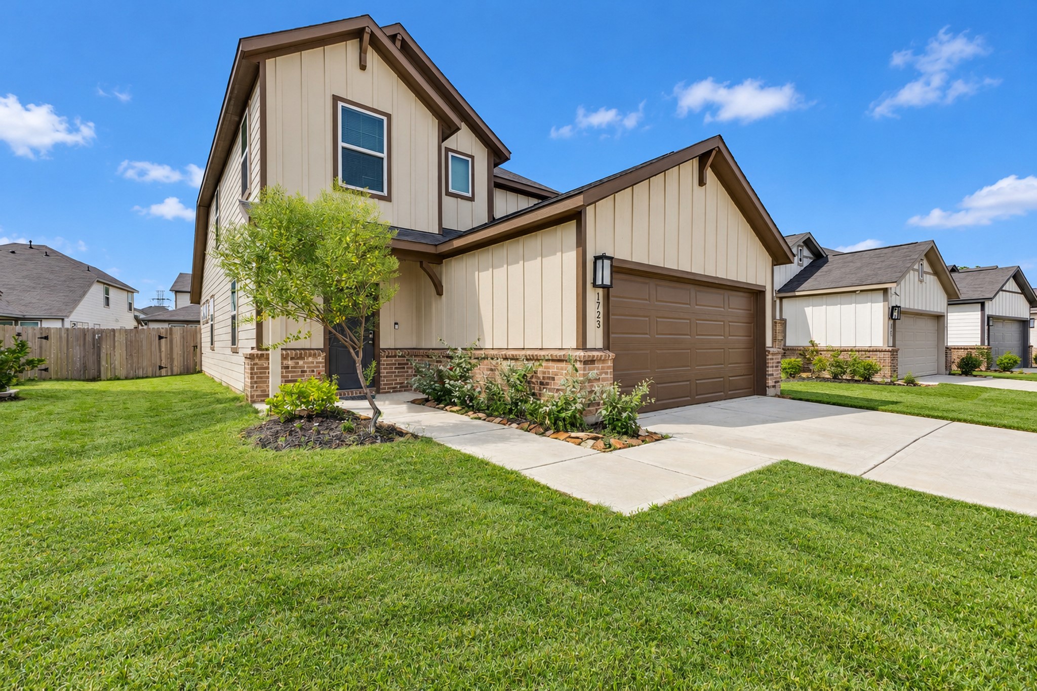 1723 Greendale Drive, Missouri City, TX 77489