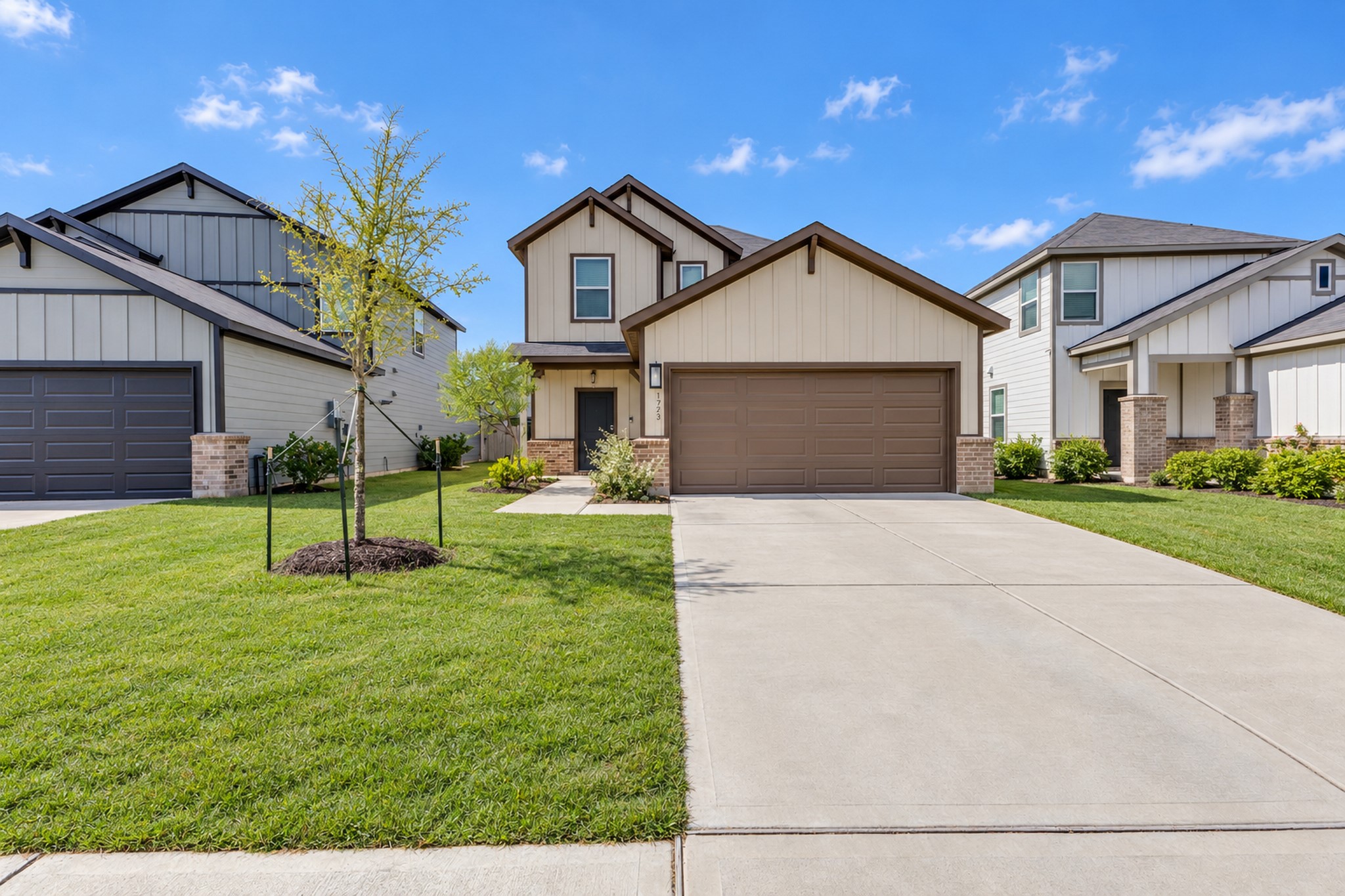 1723 Greendale Drive, Missouri City, TX 77489