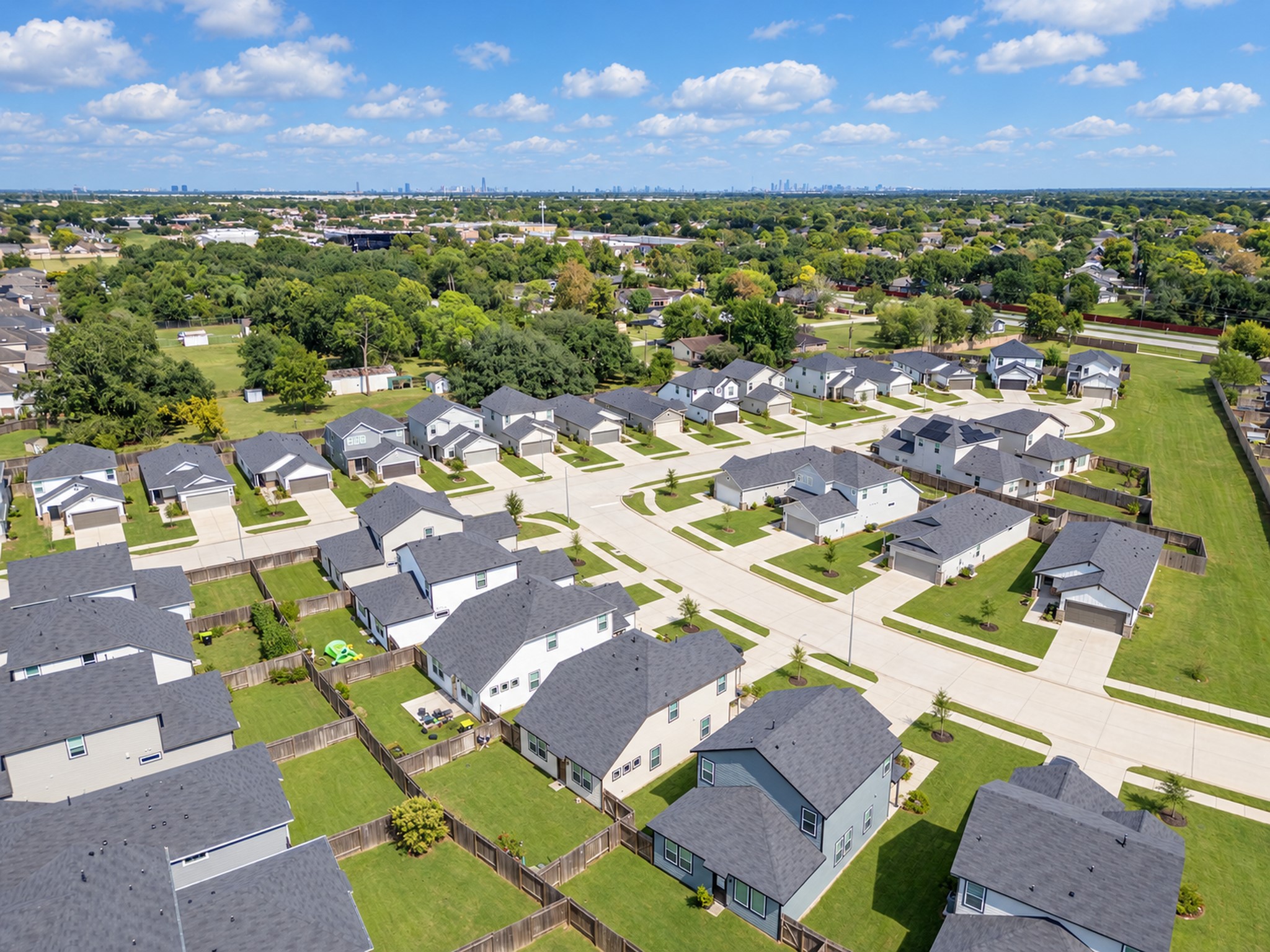 1723 Greendale Drive, Missouri City, TX 77489