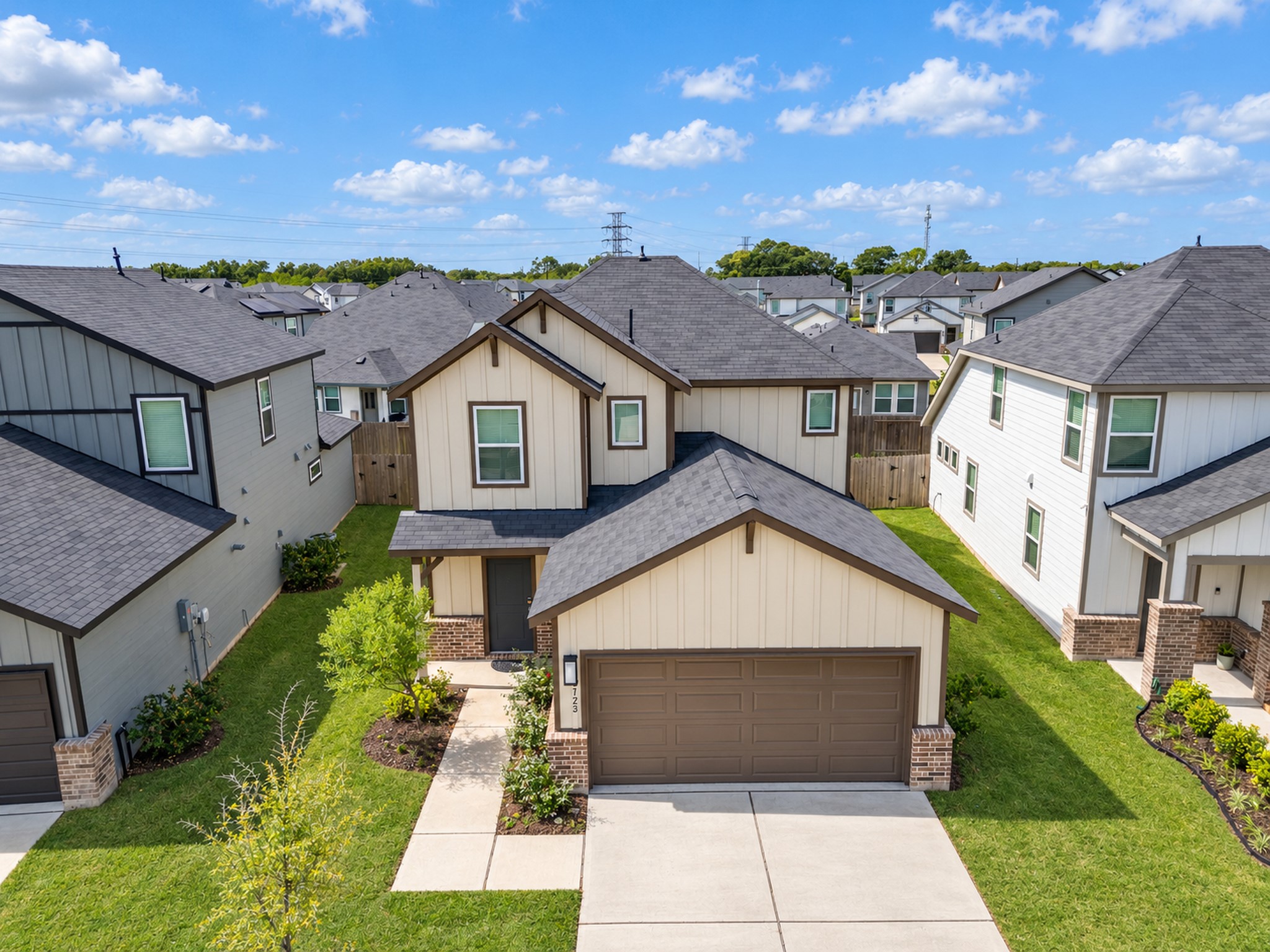 1723 Greendale Drive, Missouri City, TX 77489