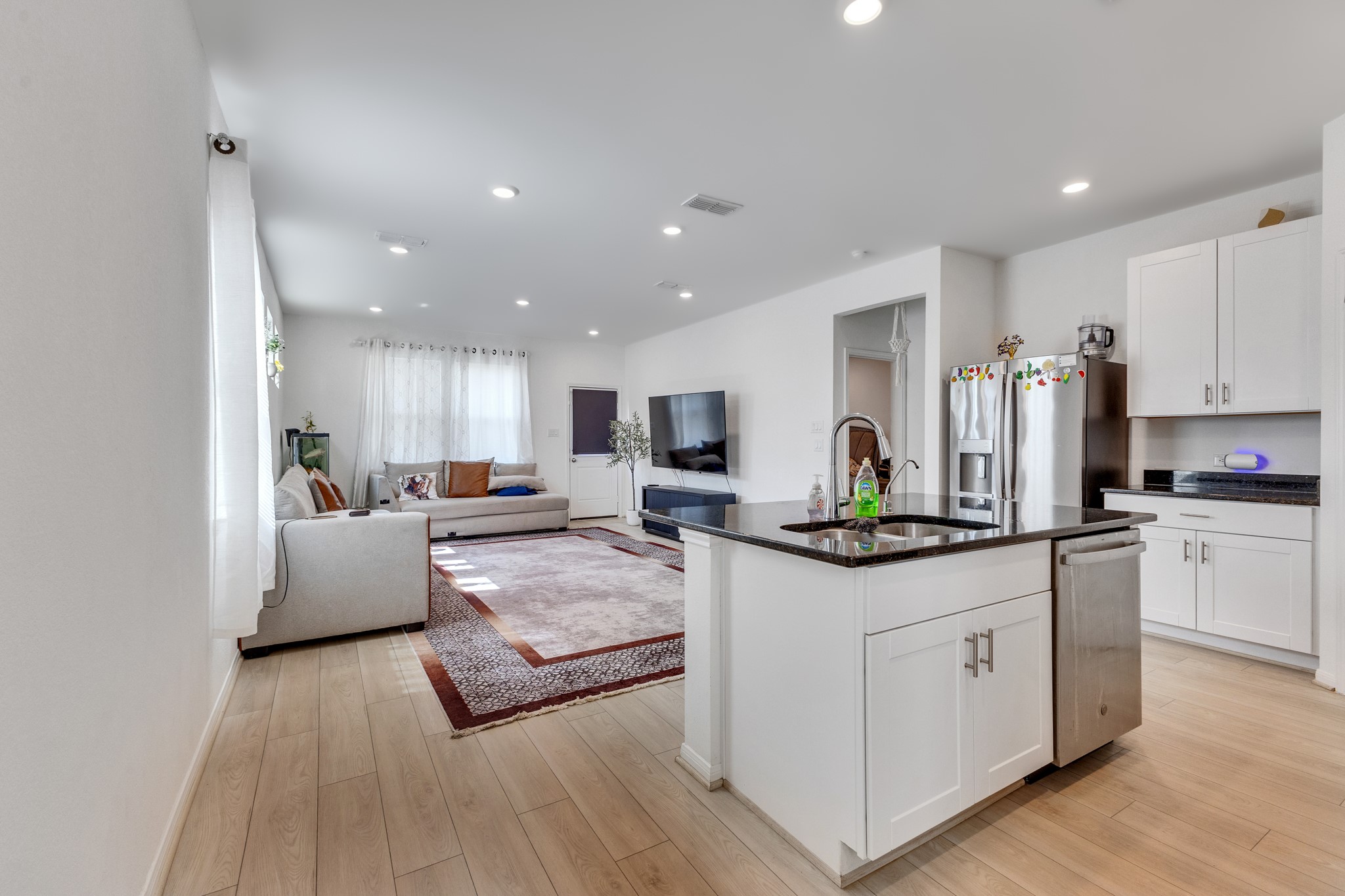 1723 Greendale Drive, Missouri City, TX 77489