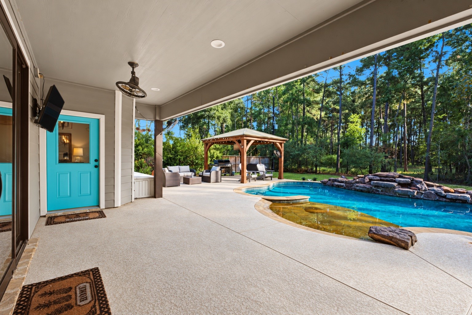 11111 Indian Trails Drive, Tomball, TX 77375