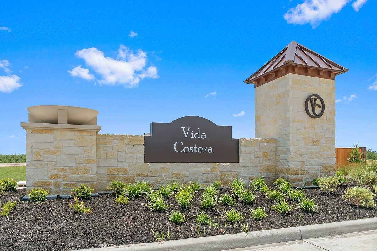 Vida Costera is a community in Texas City, TX and zoned to Dickinson ISD. Vida Costera is a community in Texas City, TX and zoned to Dickinson ISD.