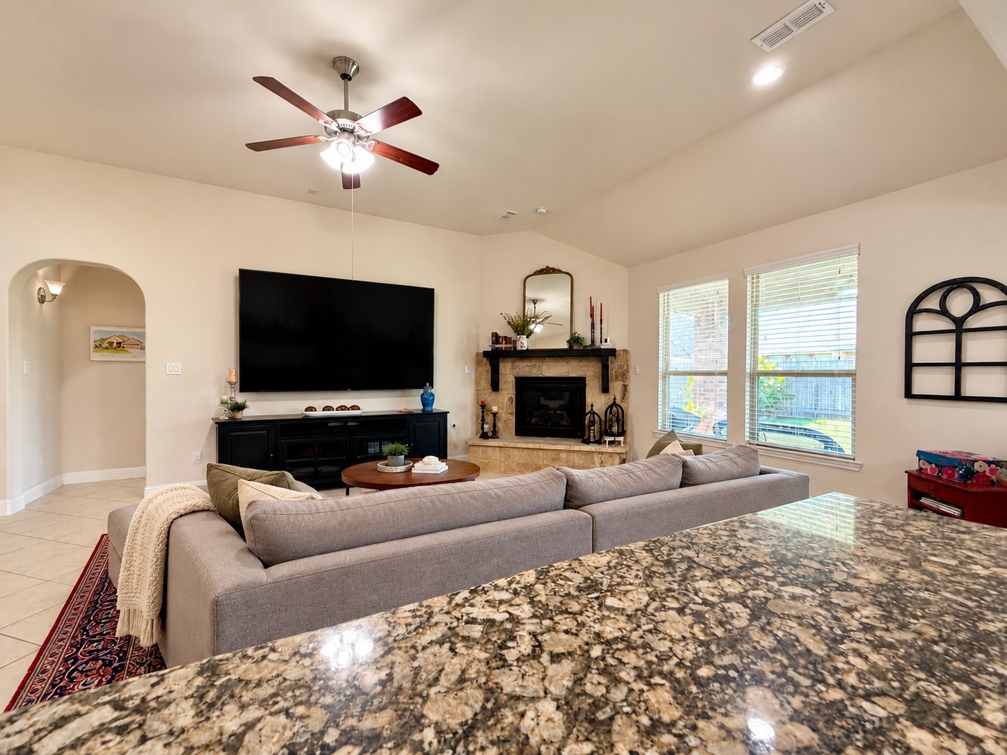 2285 Quiet Bluff Lane, League City, TX 77573