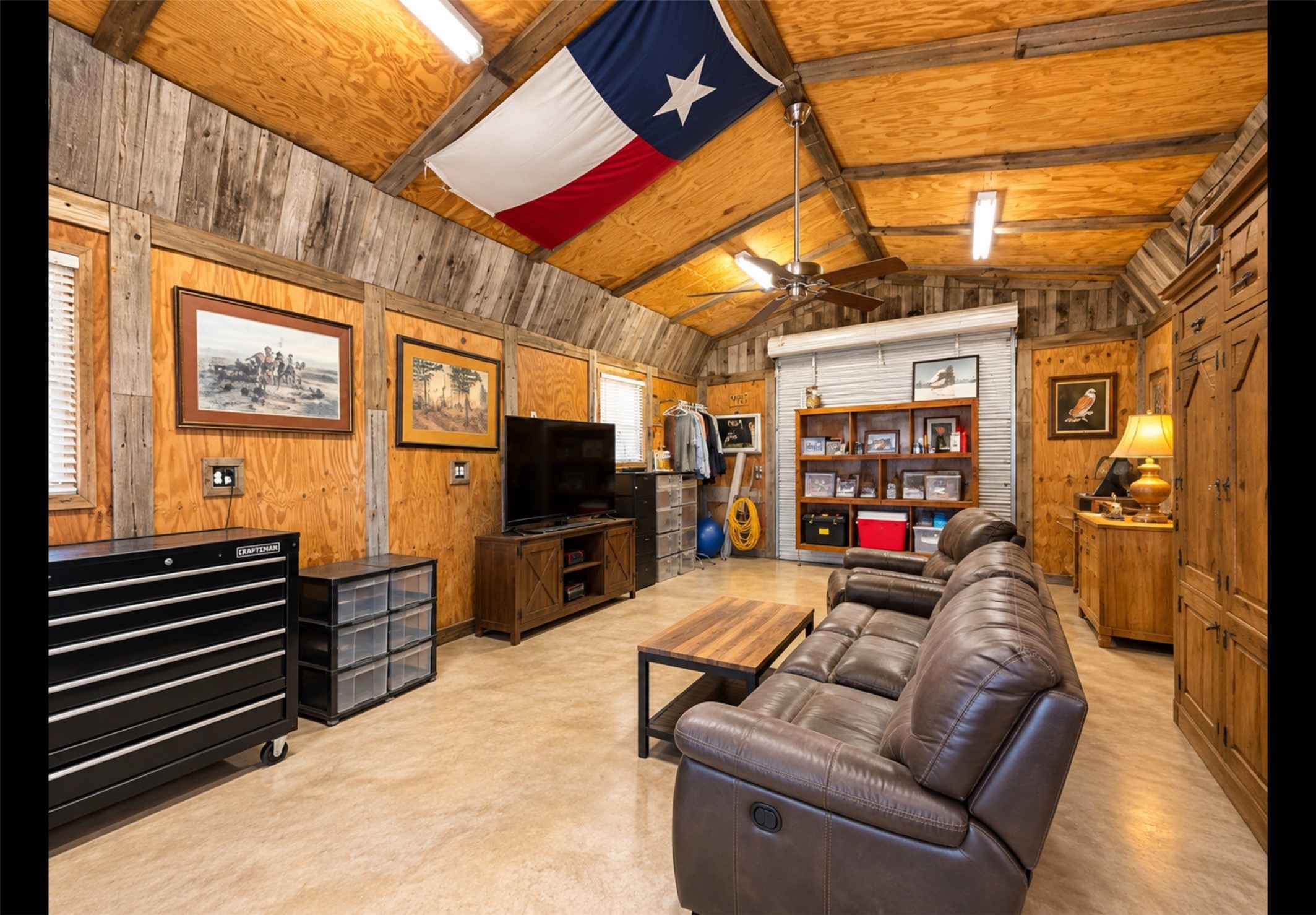 516 N Shirley Street, Alvin, TX 77511