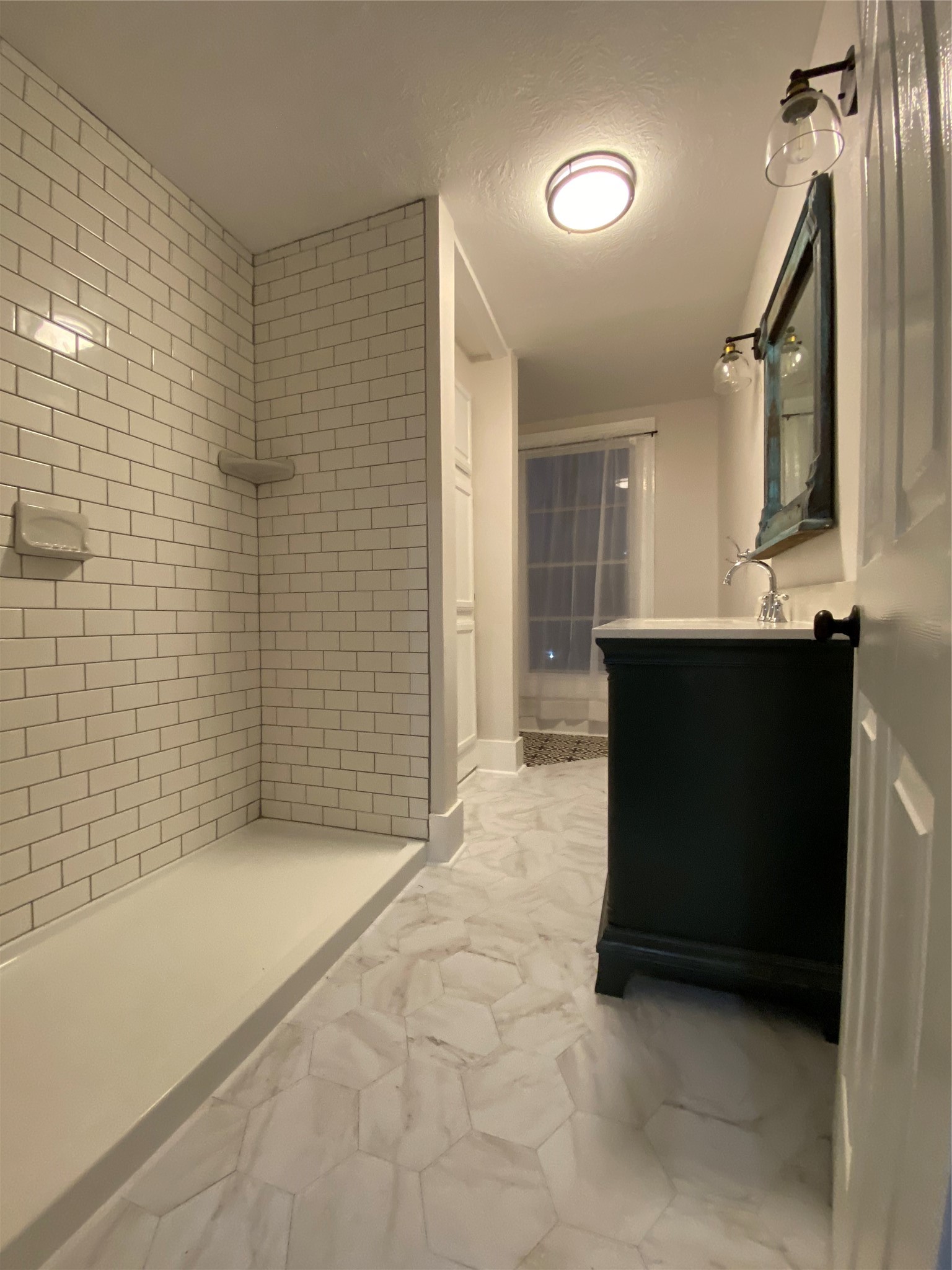 2121 Avenue K, #2nd FL, Galveston, TX 77550
