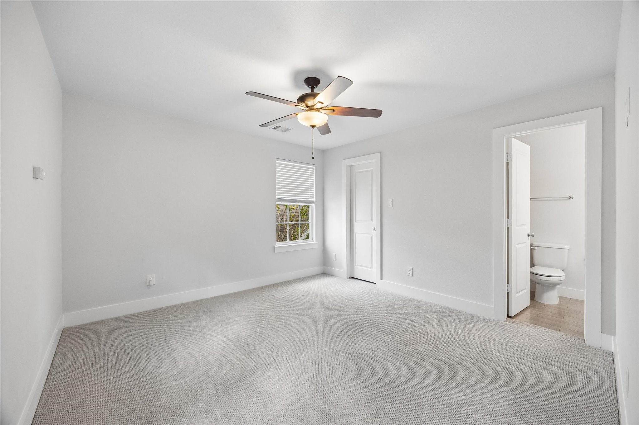 761 E 33rd Street, Houston, TX 77022