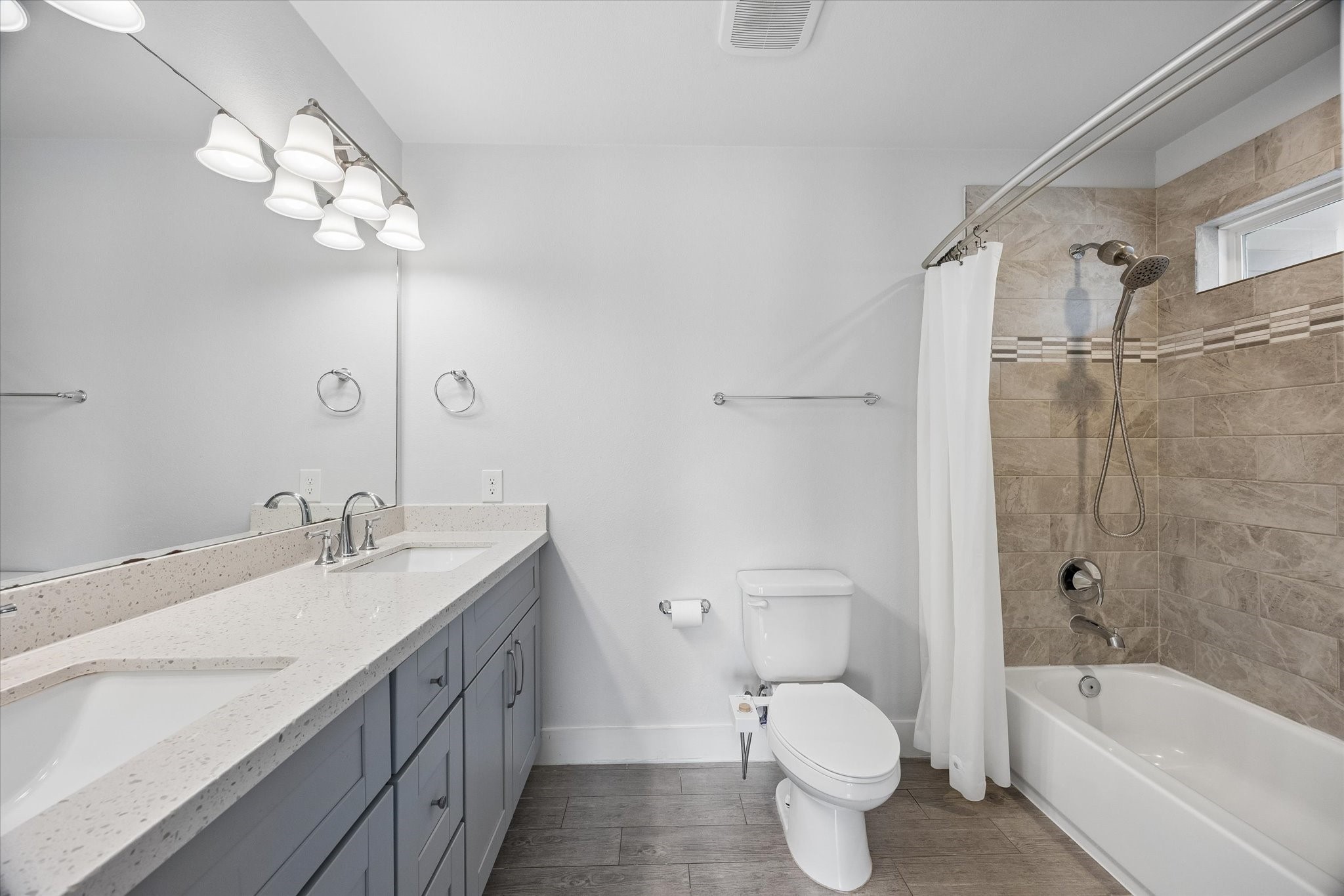 761 E 33rd Street, Houston, TX 77022