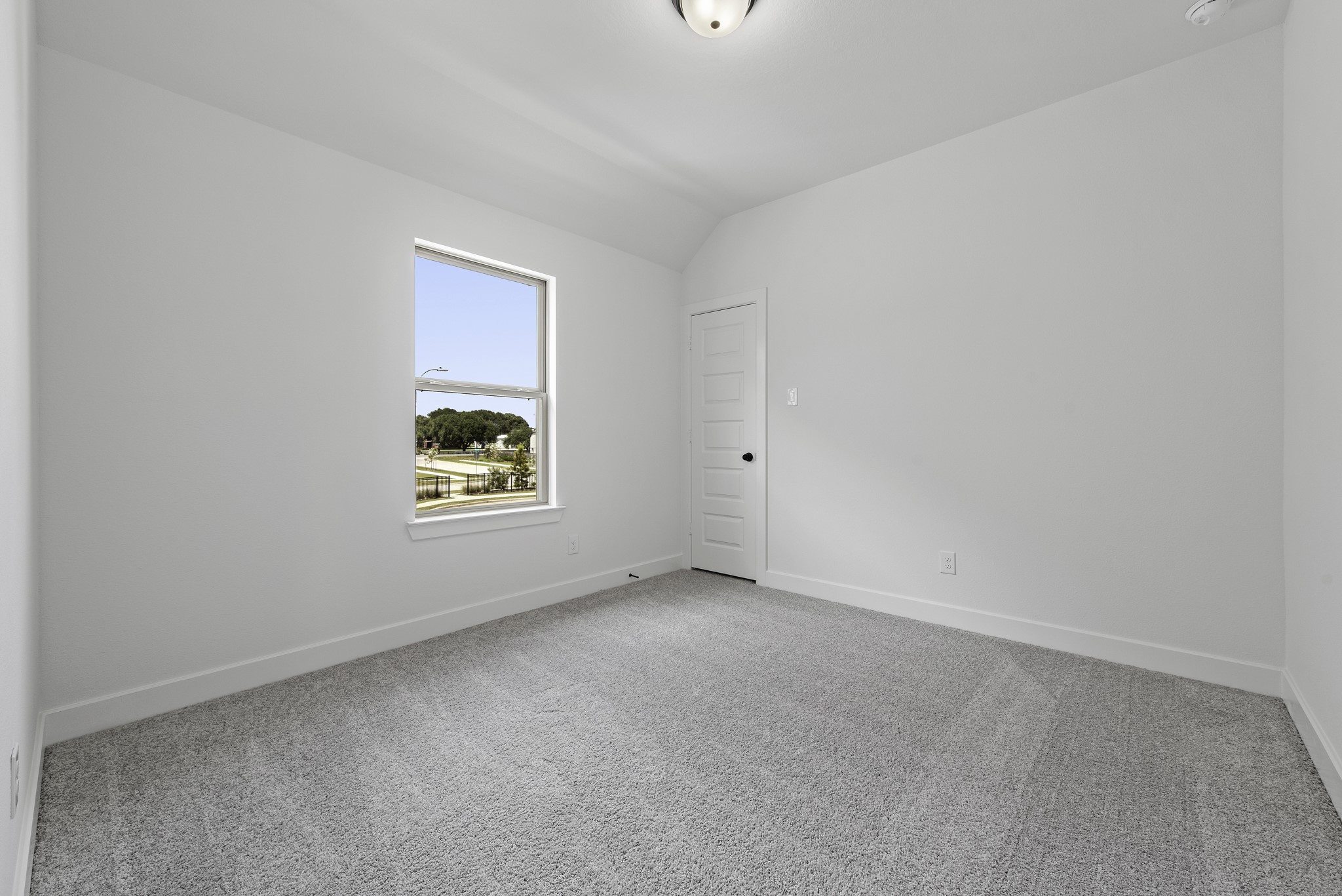 26710 Steradian Lake Lane, Richmond, TX 77406