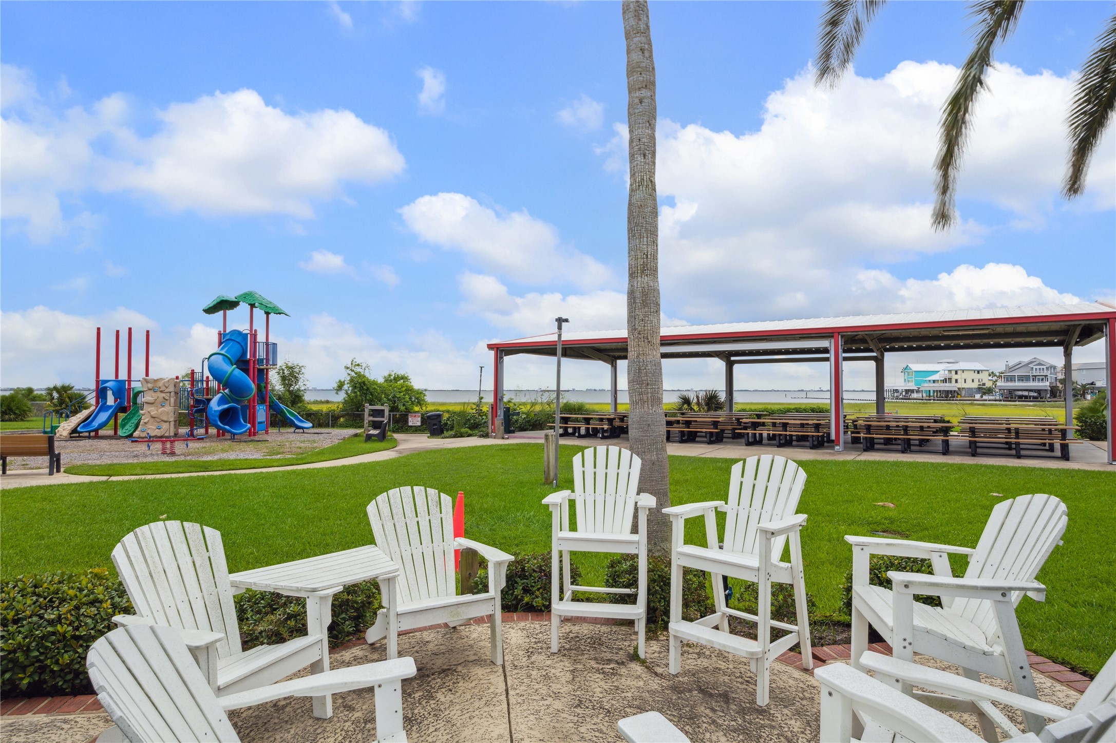 1310 & 1314 Maui Drive, Tiki Island, TX 77554