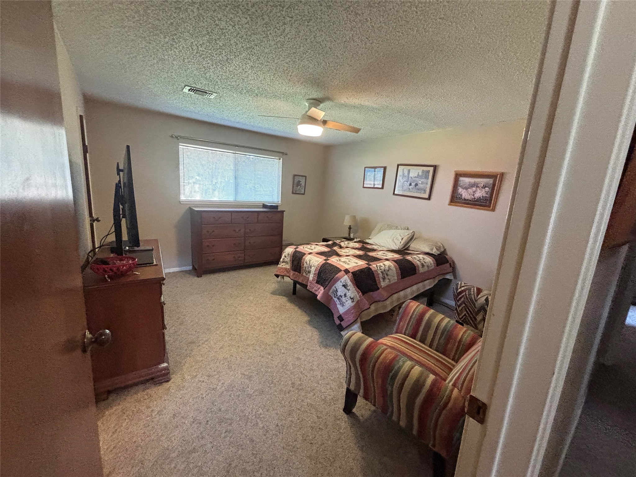 512 Francis Street, West Columbia, TX 77486