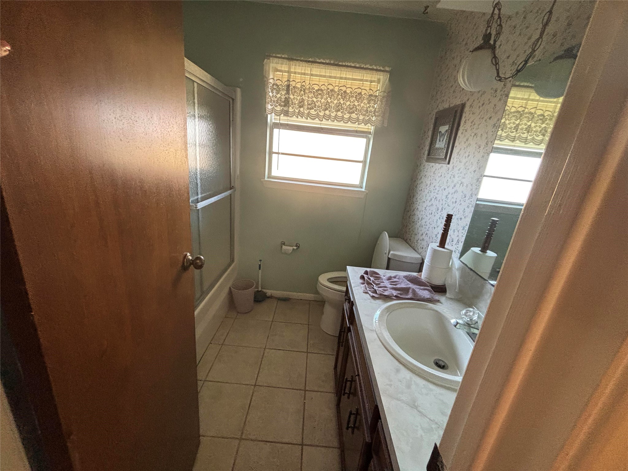 512 Francis Street, West Columbia, TX 77486