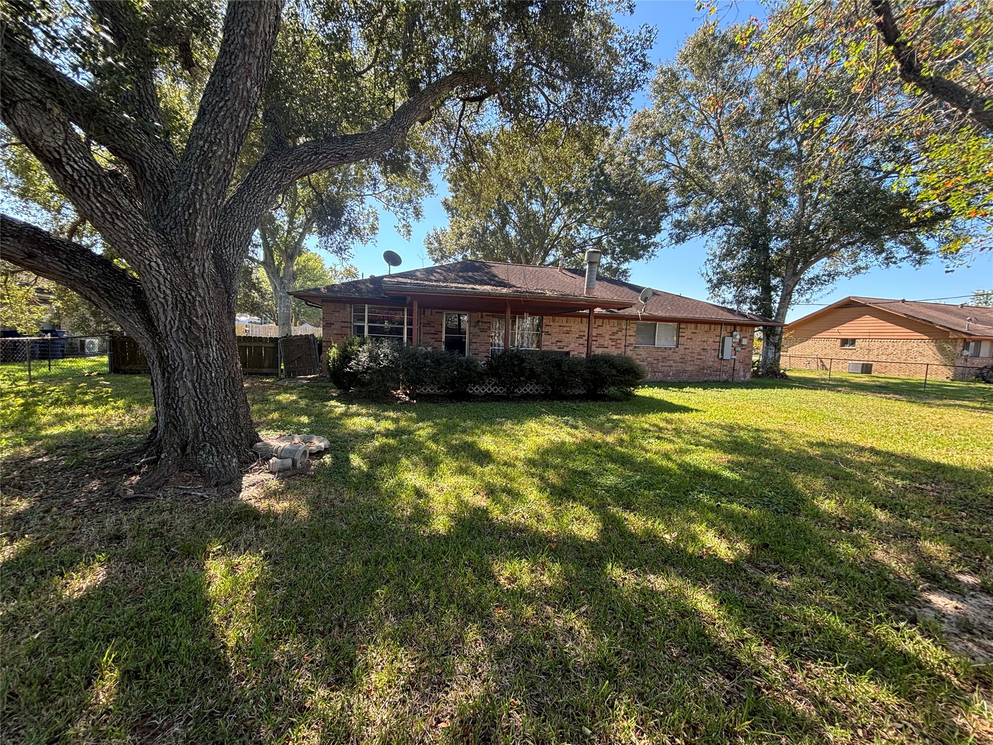 512 Francis Street, West Columbia, TX 77486 512 Francis Street, West Columbia, TX 77486