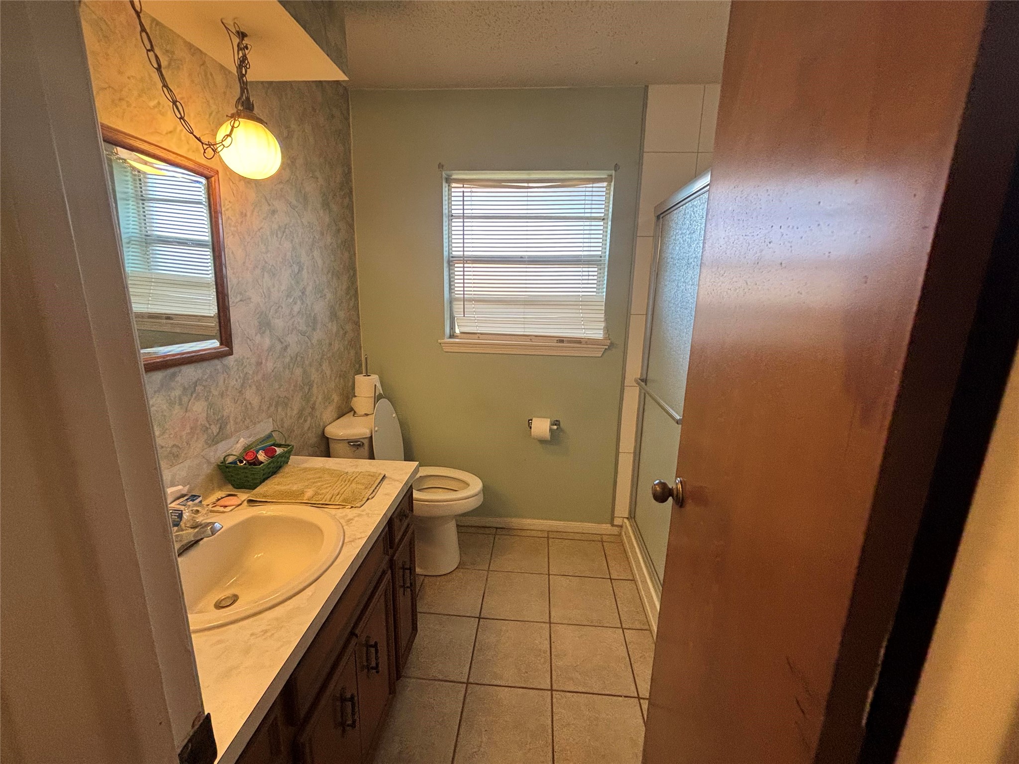 512 Francis Street, West Columbia, TX 77486