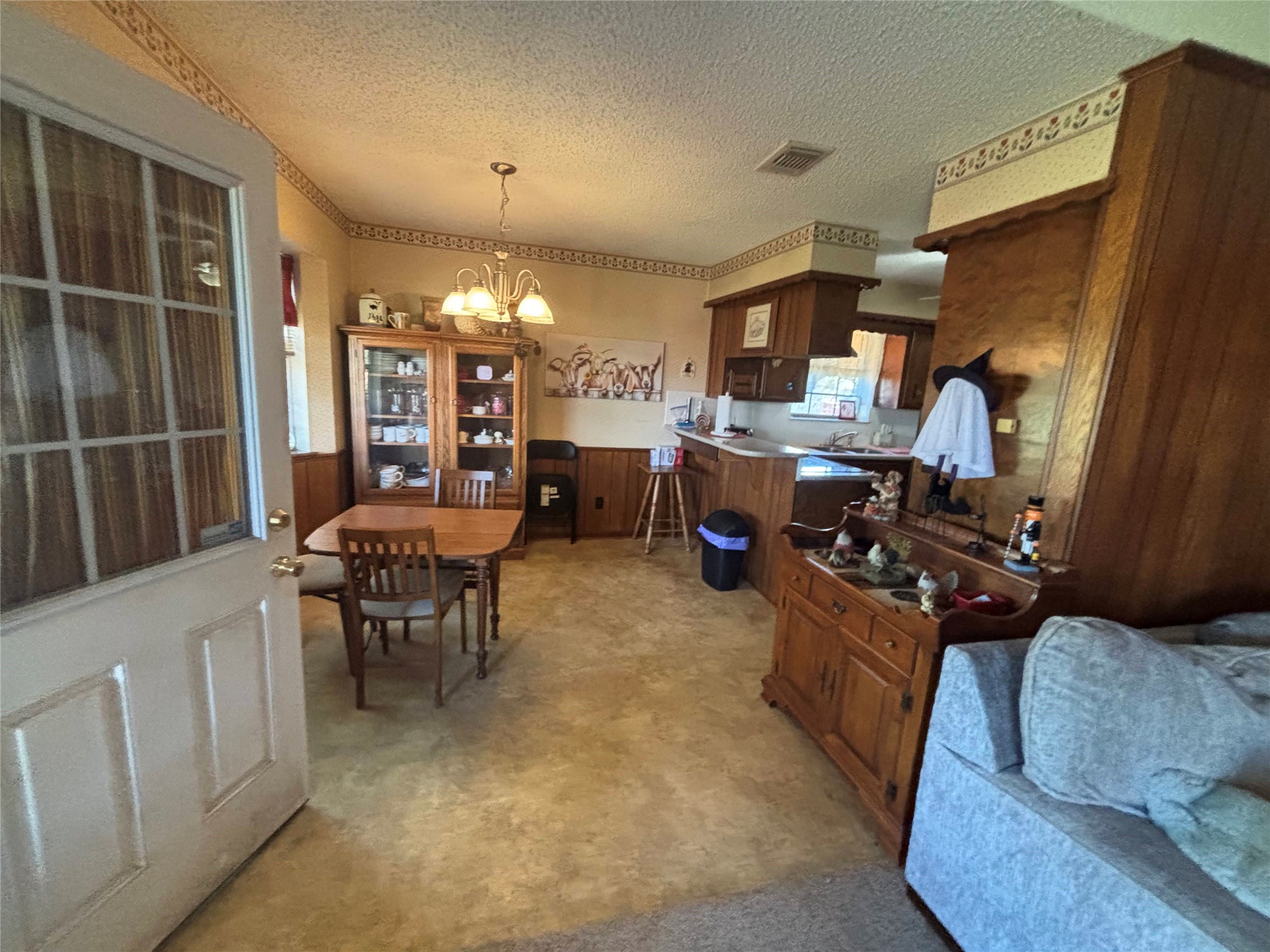 512 Francis Street, West Columbia, TX 77486