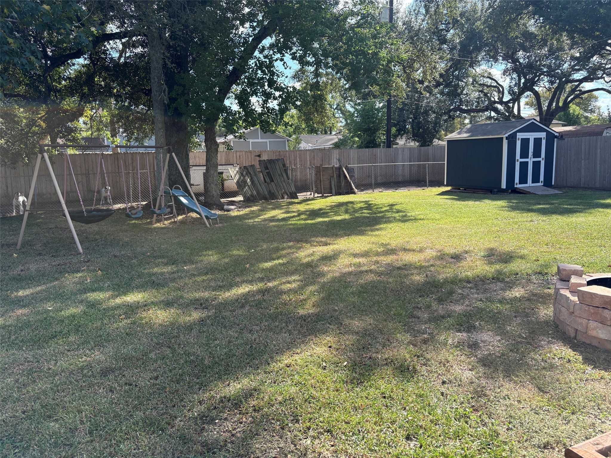 303 Crestwood Street, Clute, TX 77531