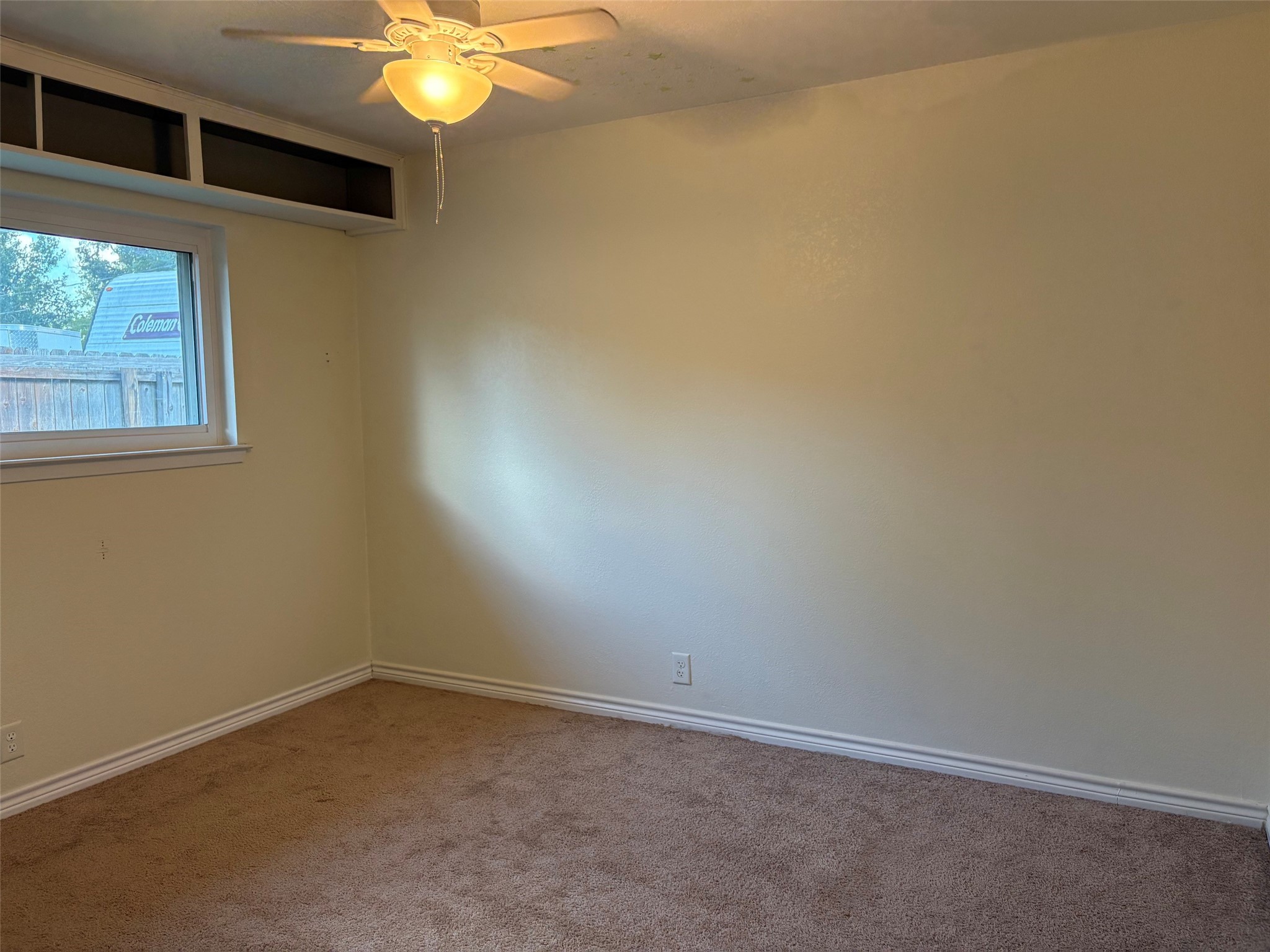303 Crestwood Street, Clute, TX 77531