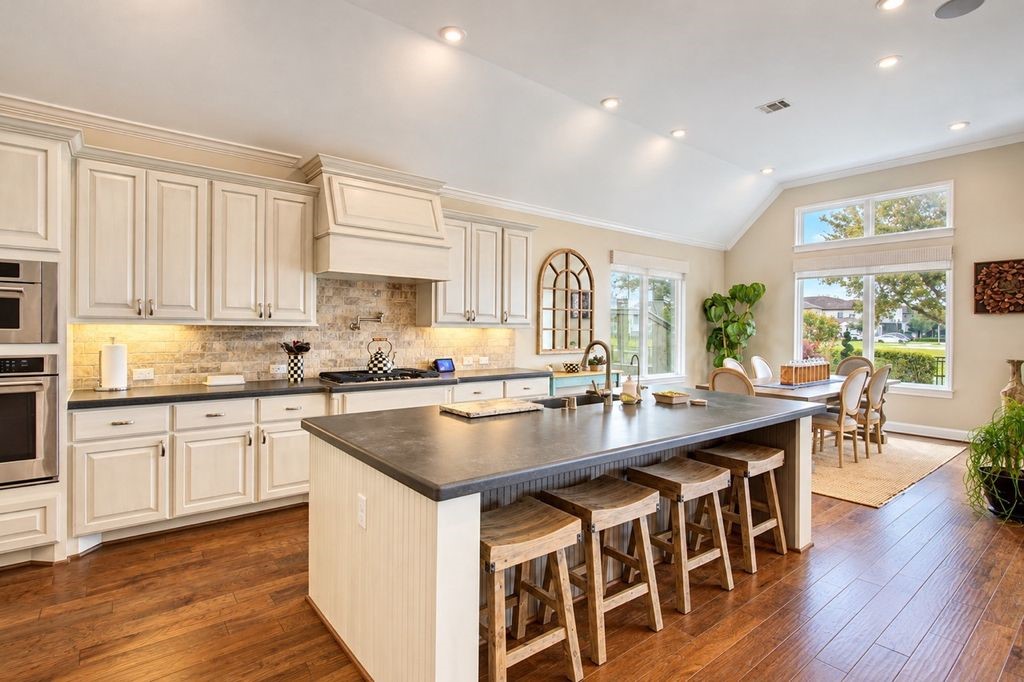 194 Monarch Trail, Sugar Land, TX 77498 194 Monarch Trail, Sugar Land, TX 77498