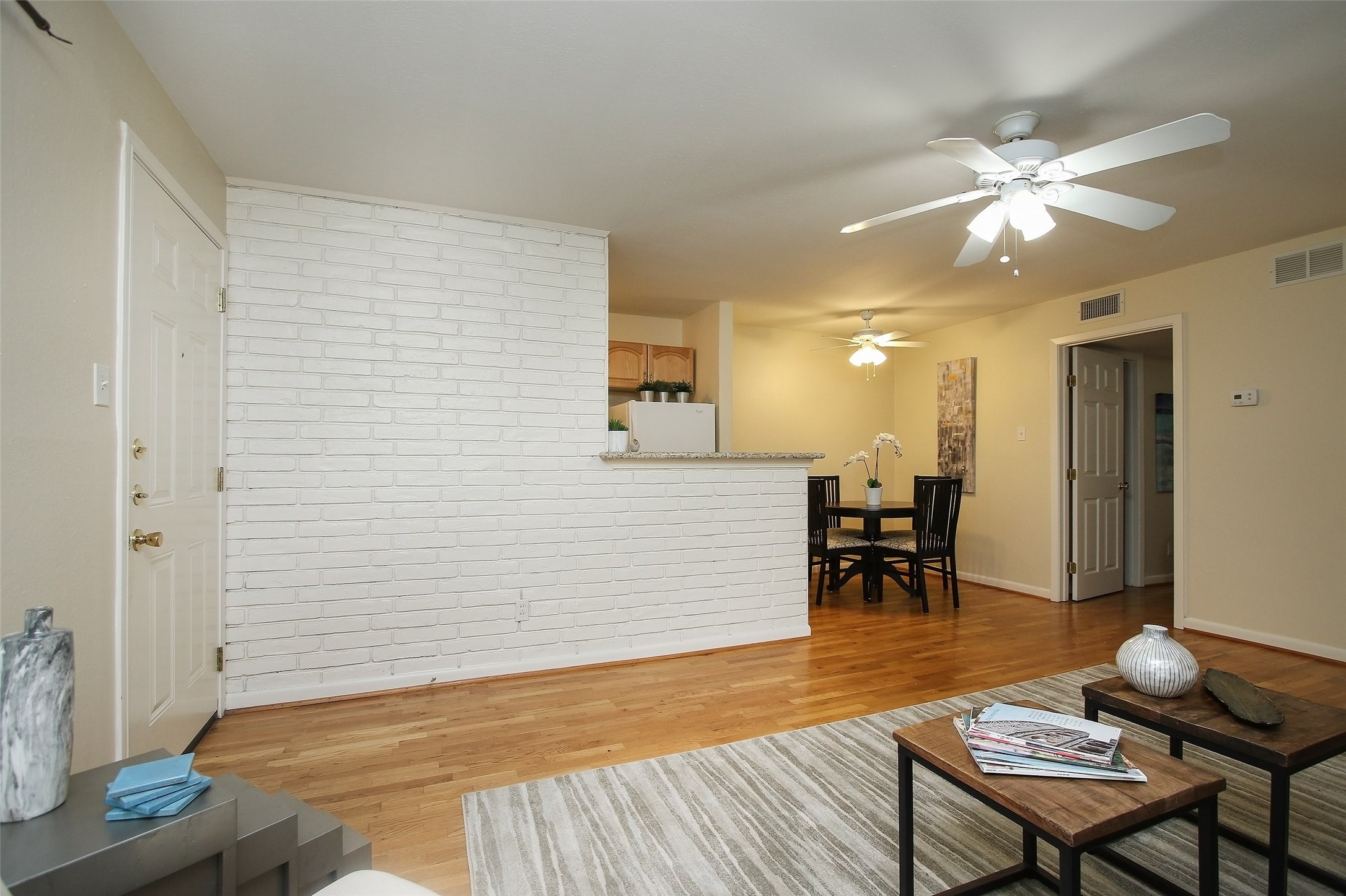 2212 Morse, #4, Houston, TX 77019