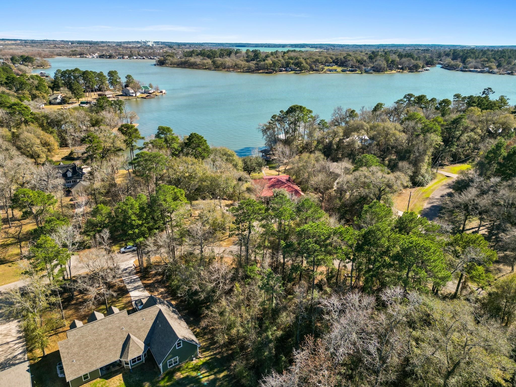 0 Paradise View Dr, Willis, TX 77318
