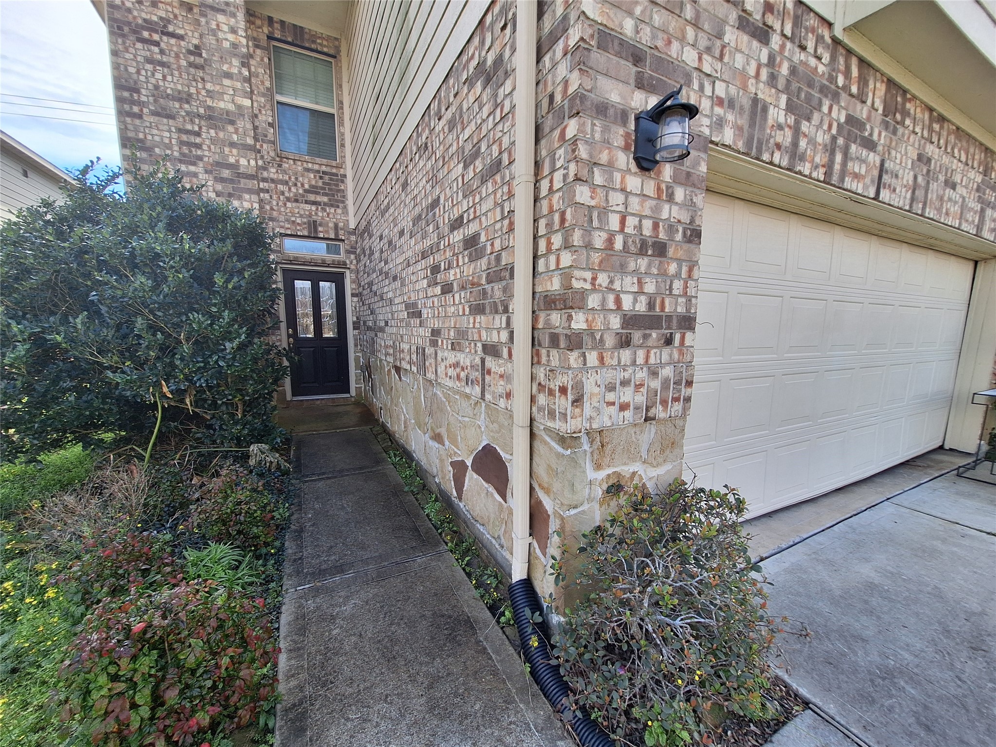 211 Sea Breeze Drive, Bacliff, TX 77518