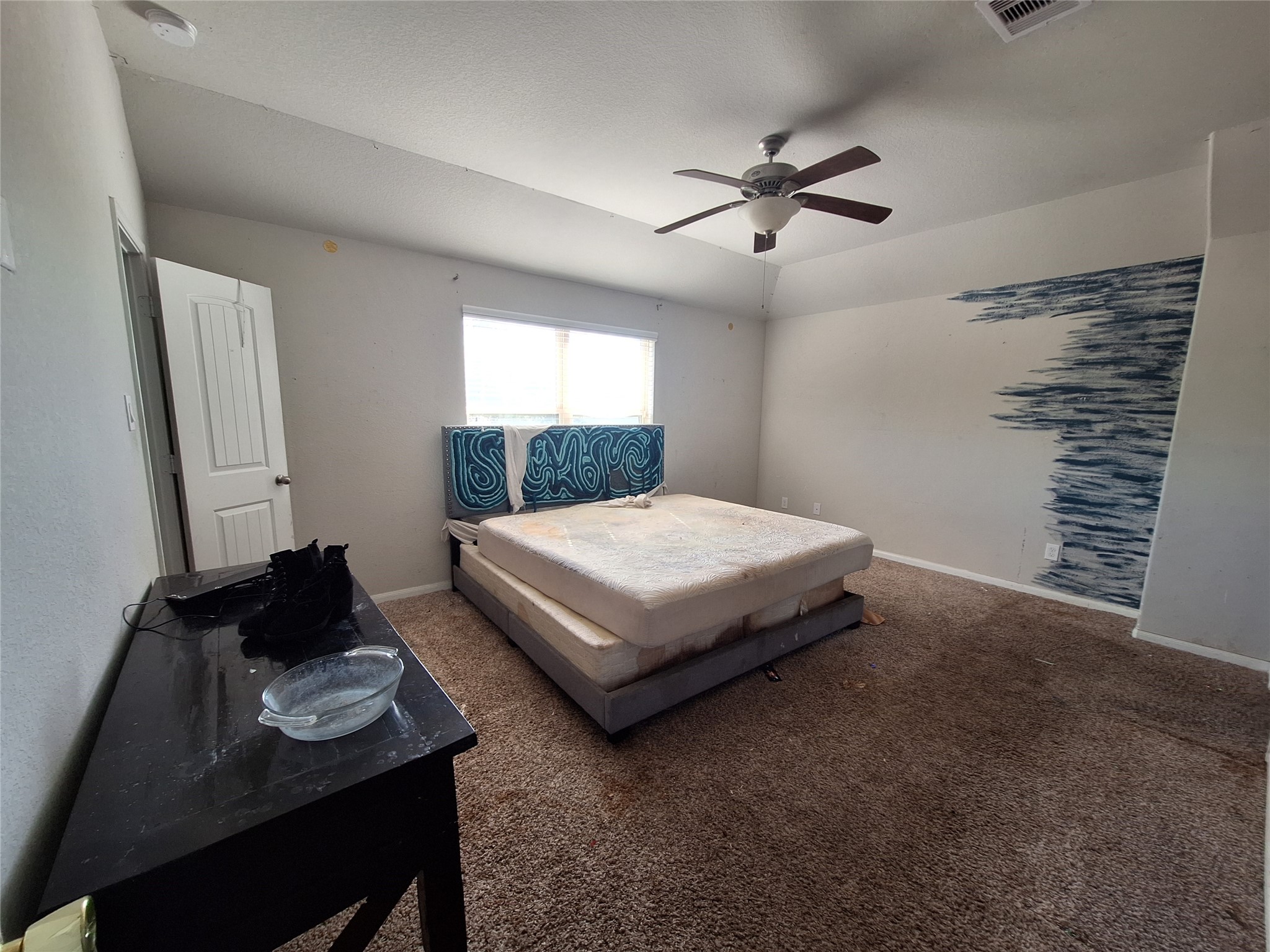 211 Sea Breeze Drive, Bacliff, TX 77518
