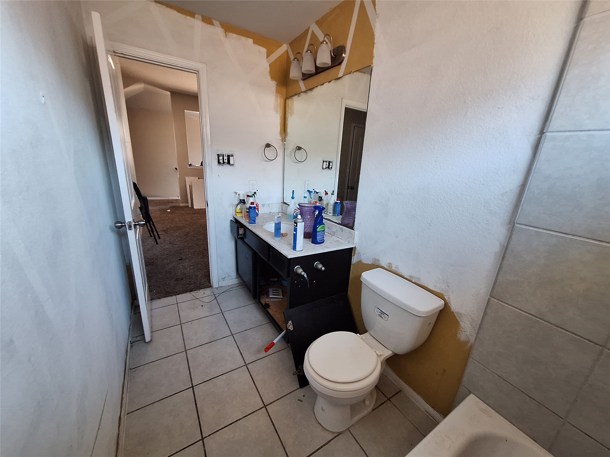 211 Sea Breeze Drive, Bacliff, TX 77518