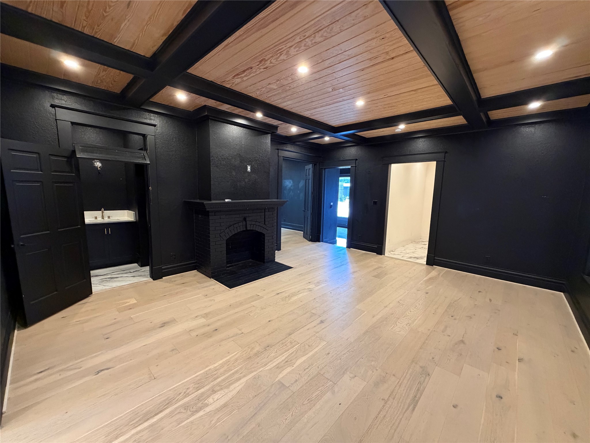 235 Westheimer Road, Houston, TX 77006