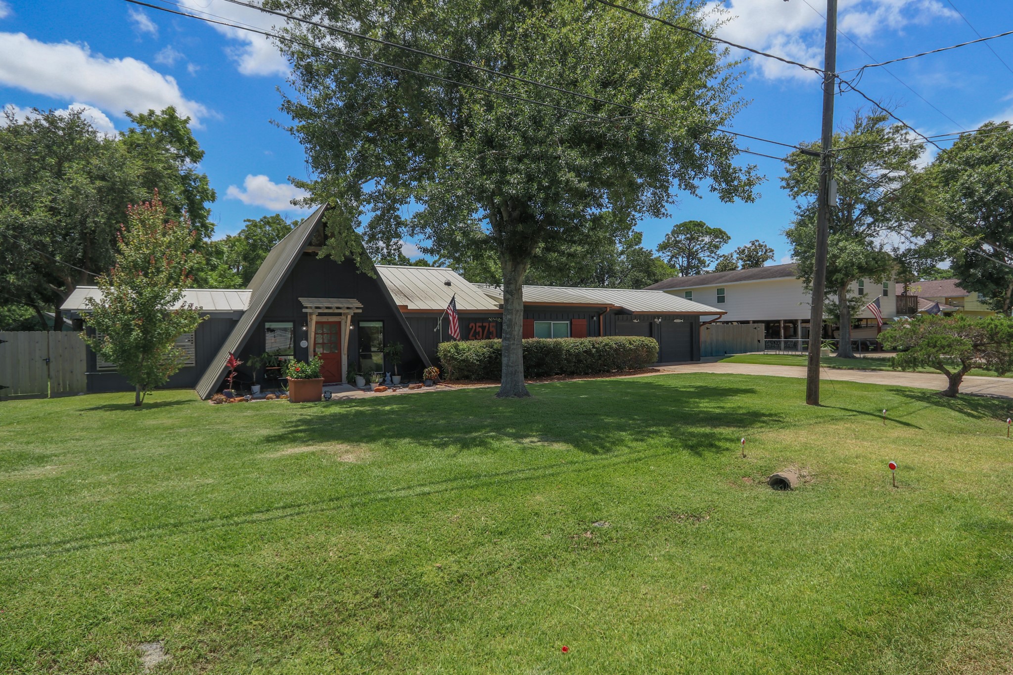 You don't want the average "Cookie Cutter" construction where every third house looks just like alike?  This place has loads of upgrades but has retained it's unique character & 70's fun style.  Perfect place for someone who has an artistic flare or fun personaility!