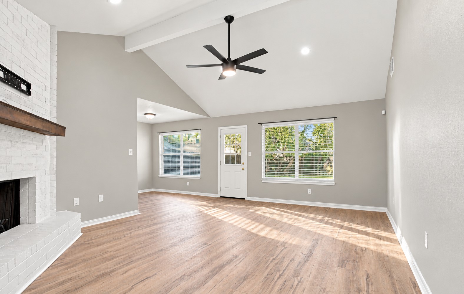 The spacious living room!