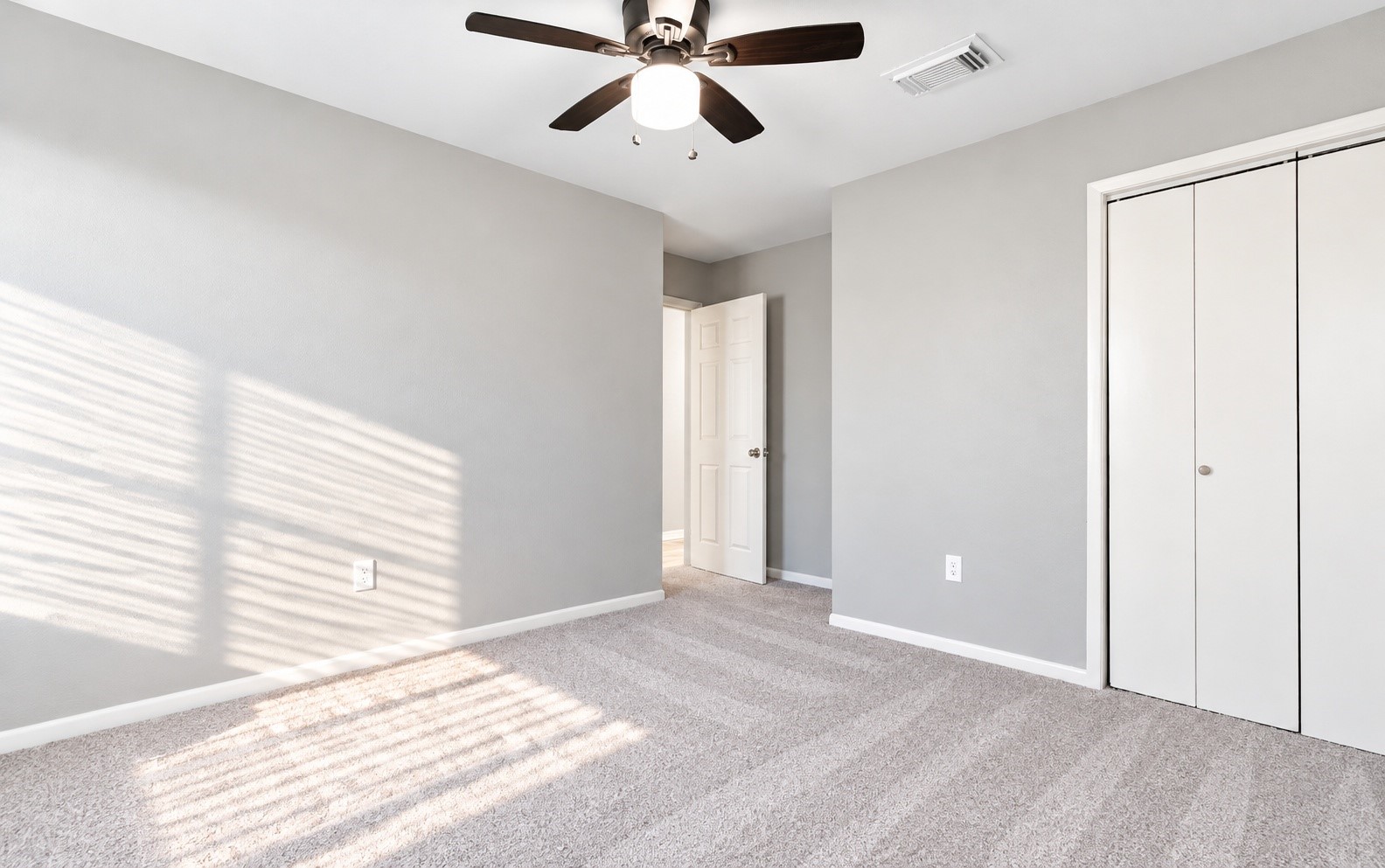Another angle of the secondary bedroom!