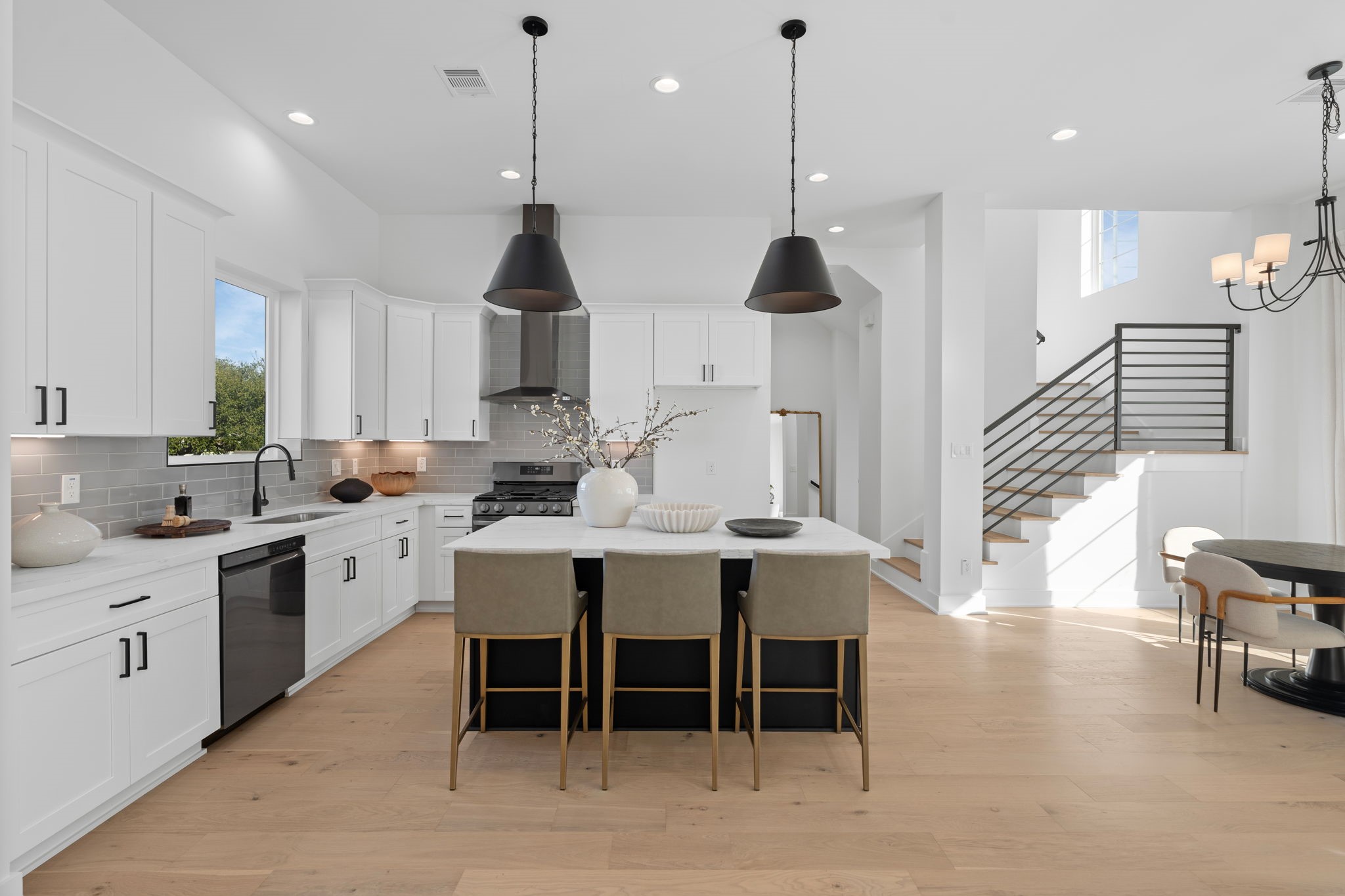 8710-8712 Ojeman Villas Drive, Houston, TX 77055
