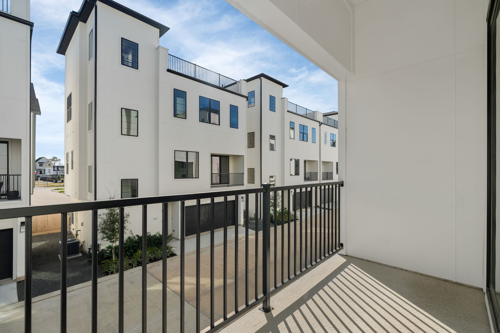 8710-8712 Ojeman Villas Drive, Houston, TX 77055