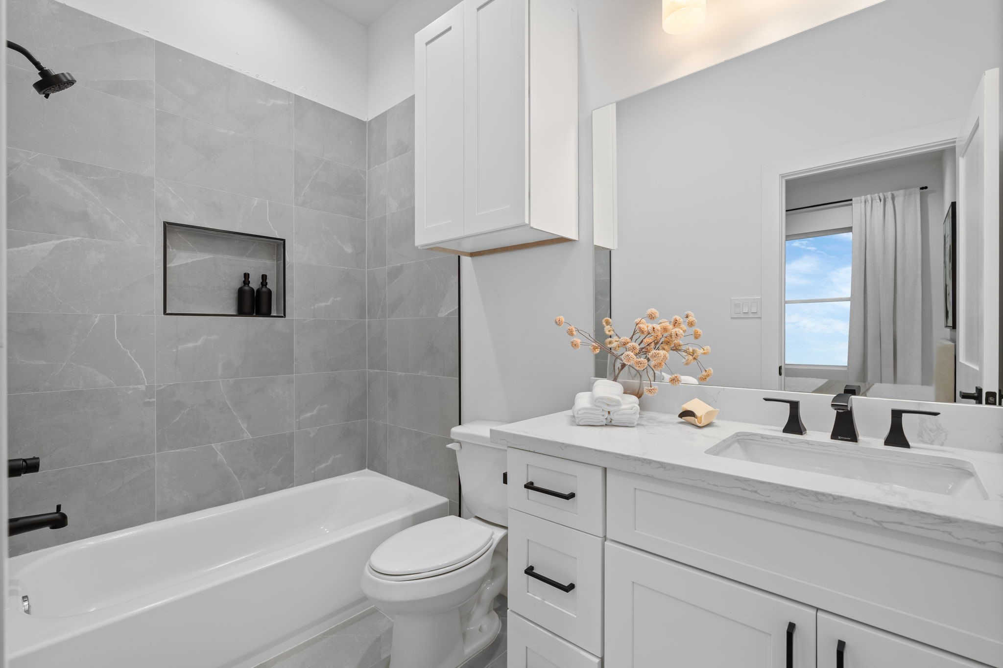 8710-8712 Ojeman Villas Drive, Houston, TX 77055