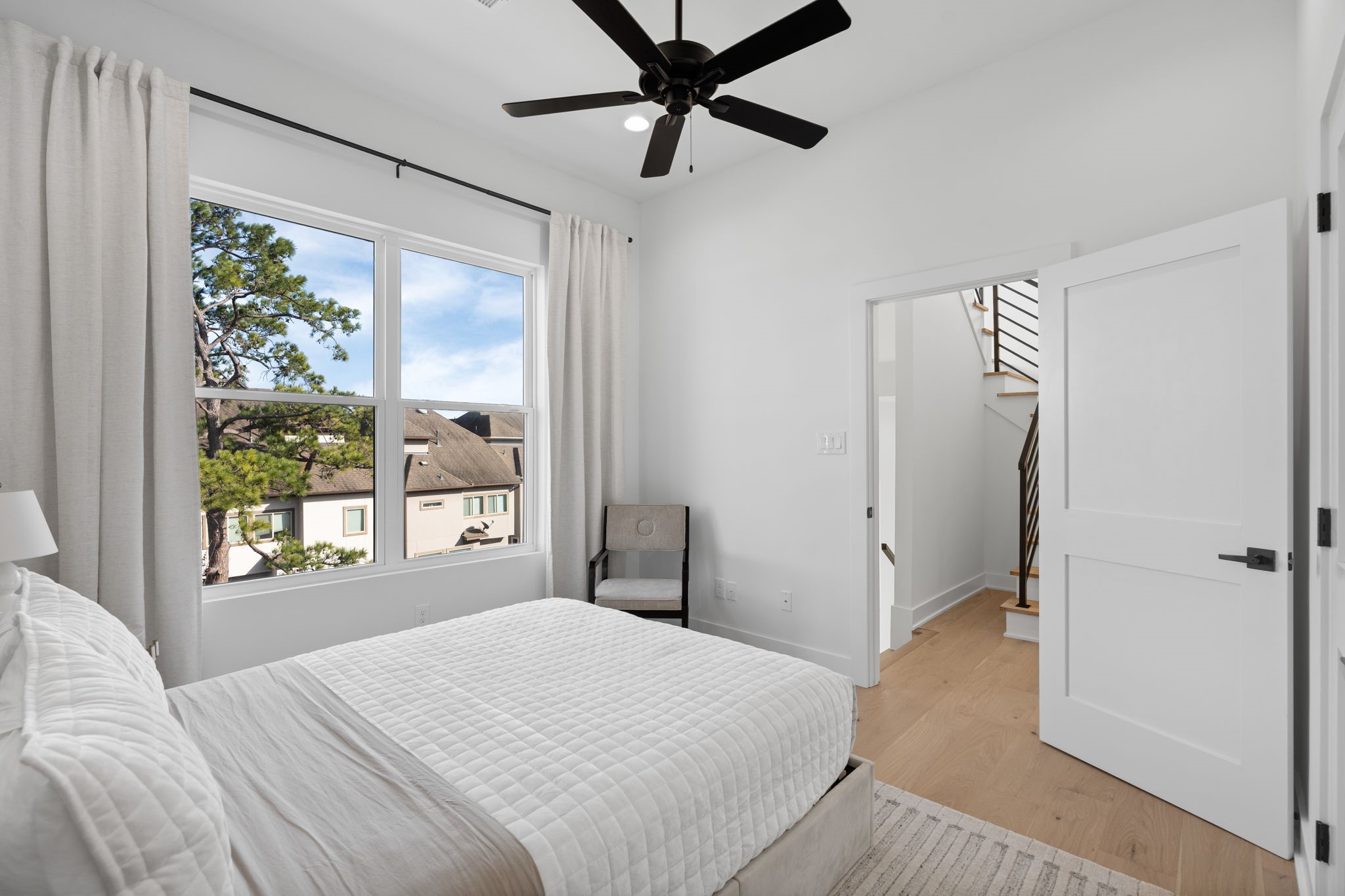 8710-8712 Ojeman Villas Drive, Houston, TX 77055