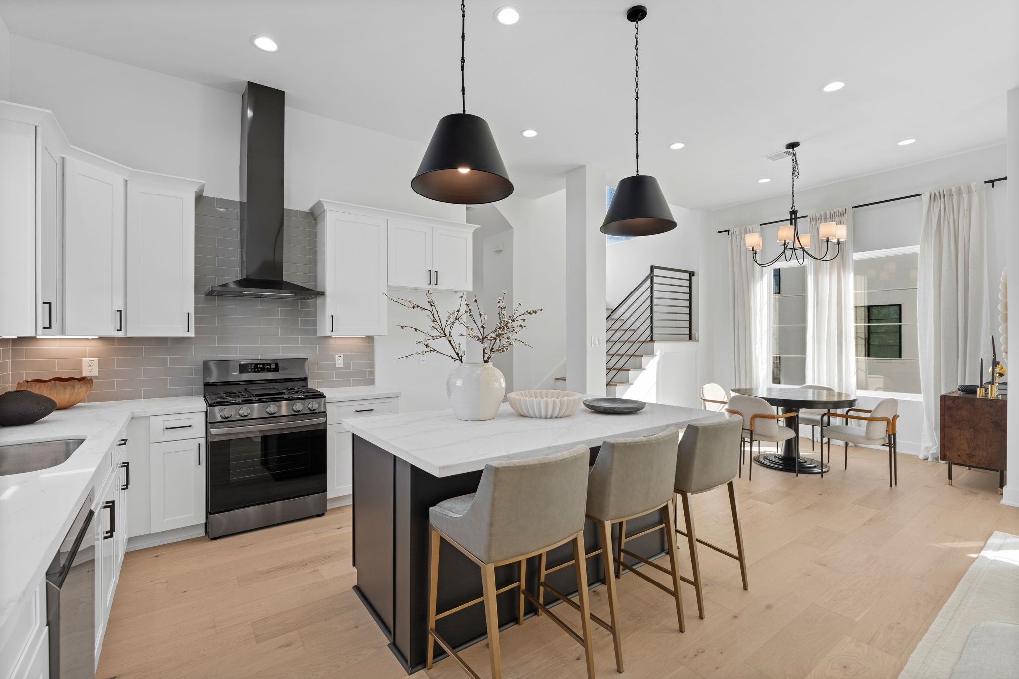 8710-8712 Ojeman Villas Drive, Houston, TX 77055