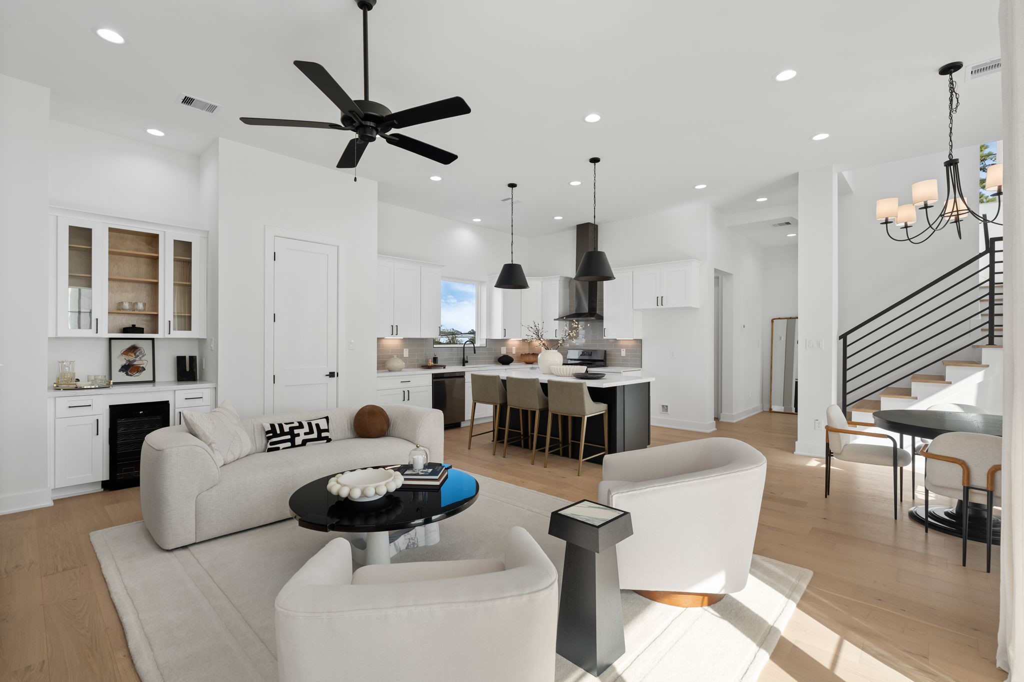 8710-8712 Ojeman Villas Drive, Houston, TX 77055