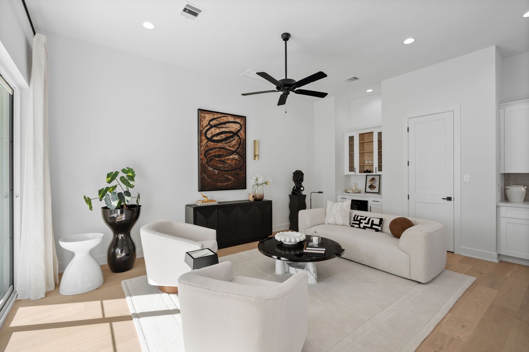 8710-8712 Ojeman Villas Drive, Houston, TX 77055