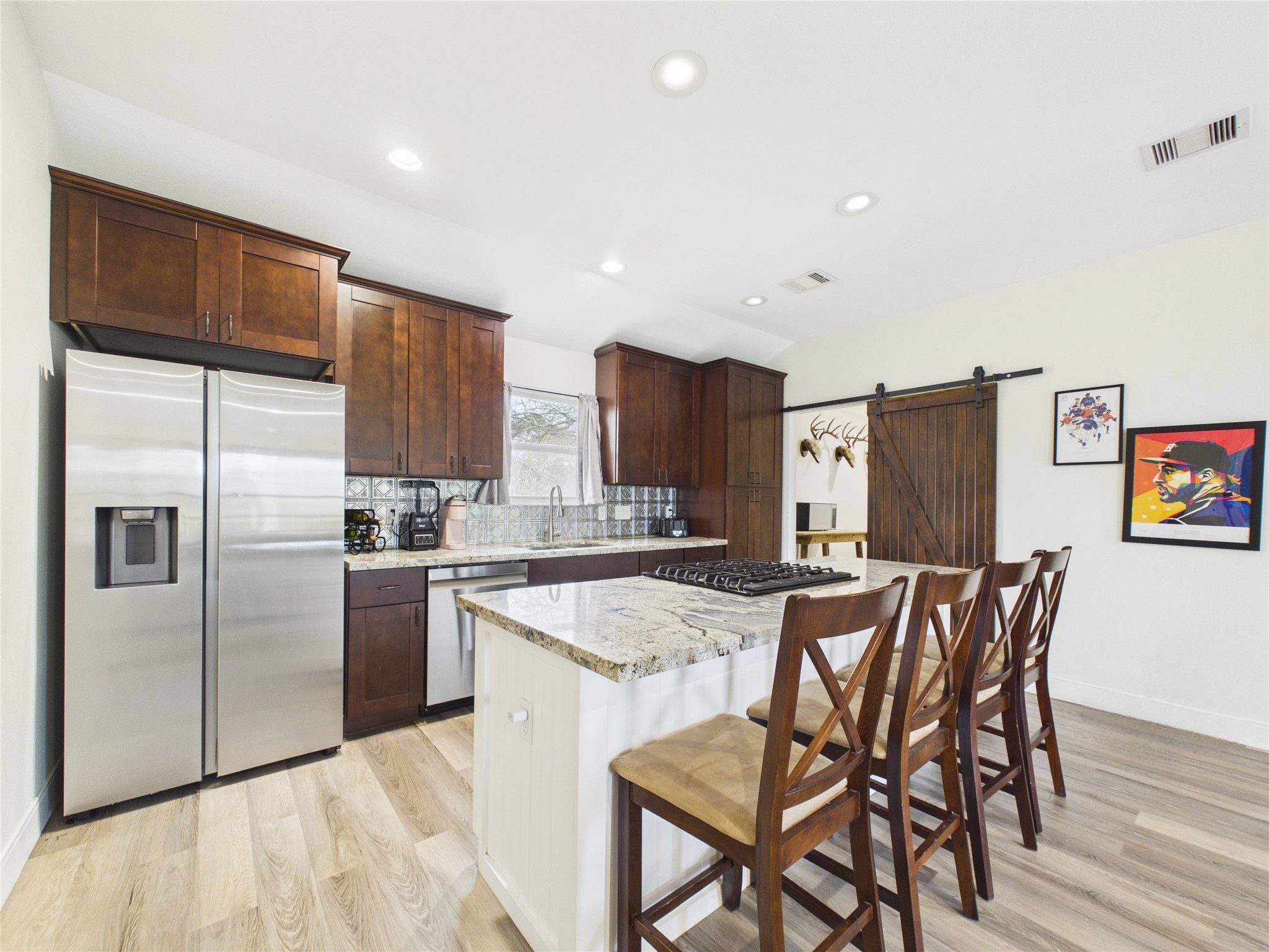4506 Linninger Lane, Dickinson, TX 77539