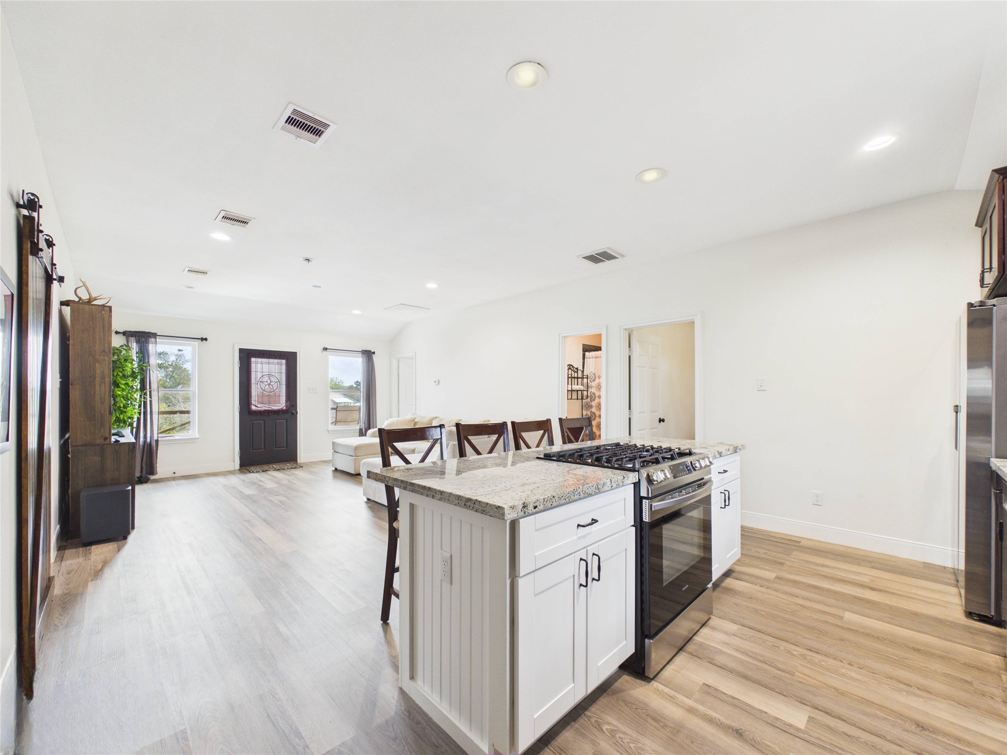 4506 Linninger Lane, Dickinson, TX 77539