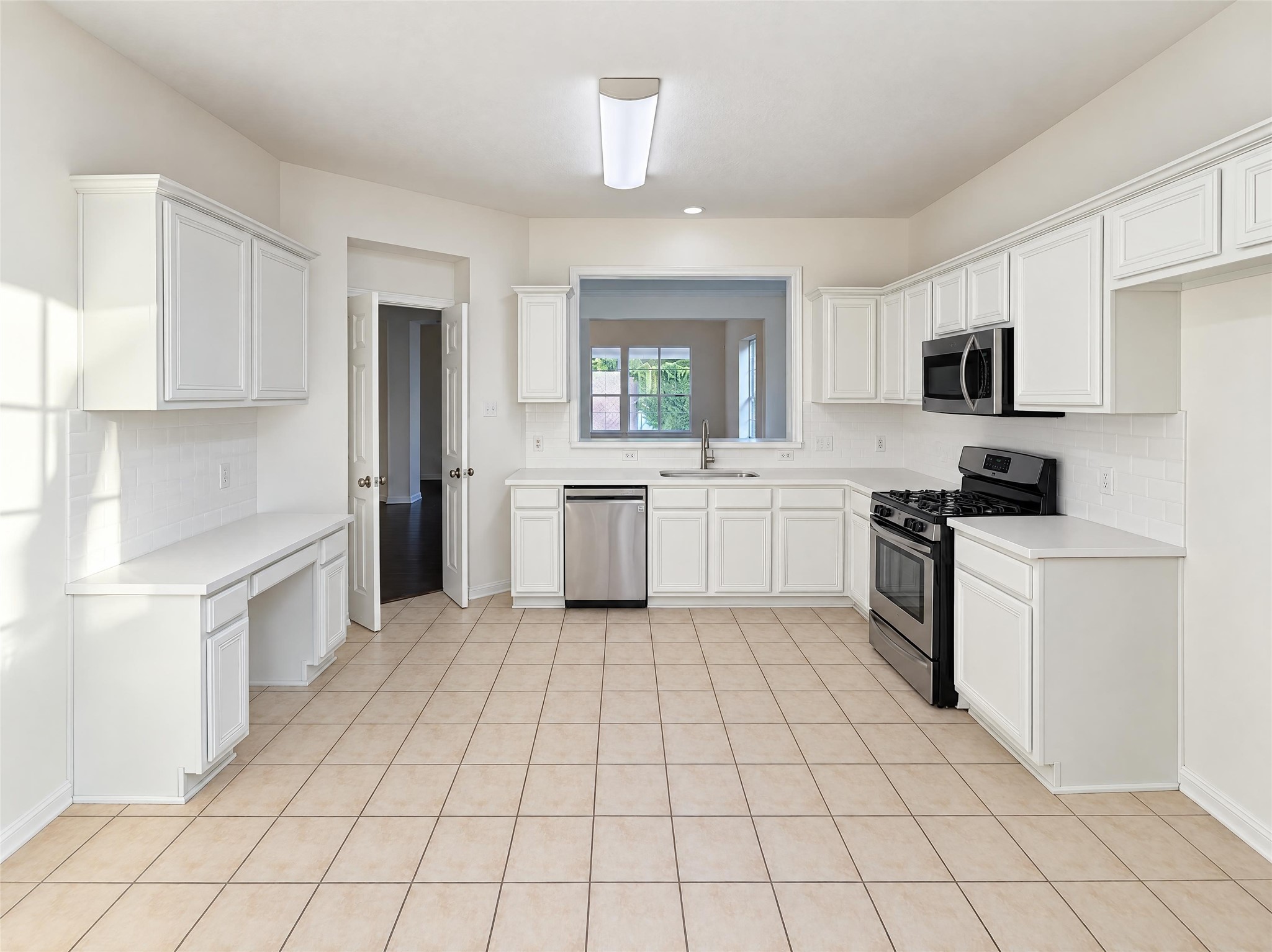 12522 Meadowglen Drive, Meadows Place, TX 77477