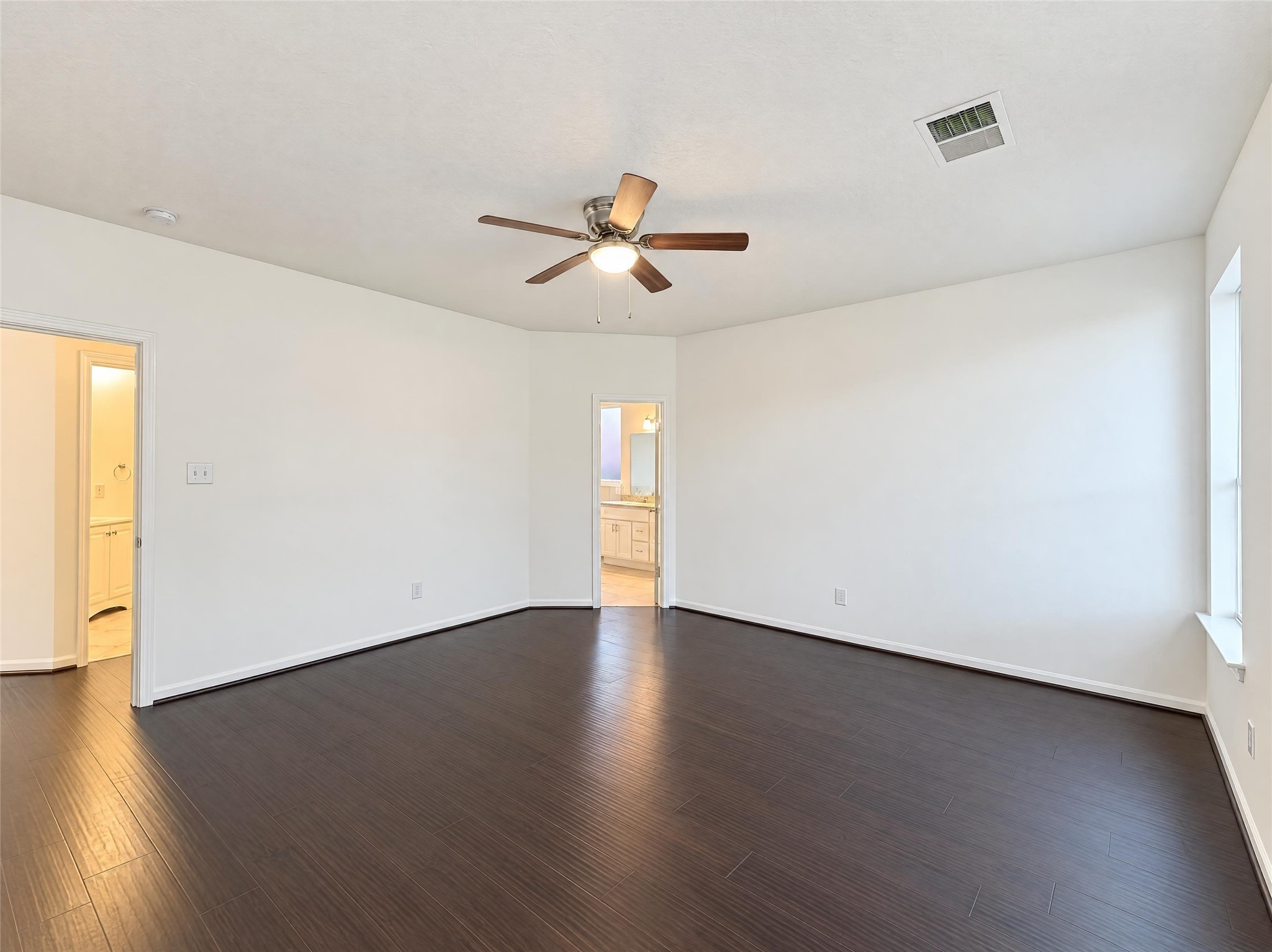 12522 Meadowglen Drive, Meadows Place, TX 77477