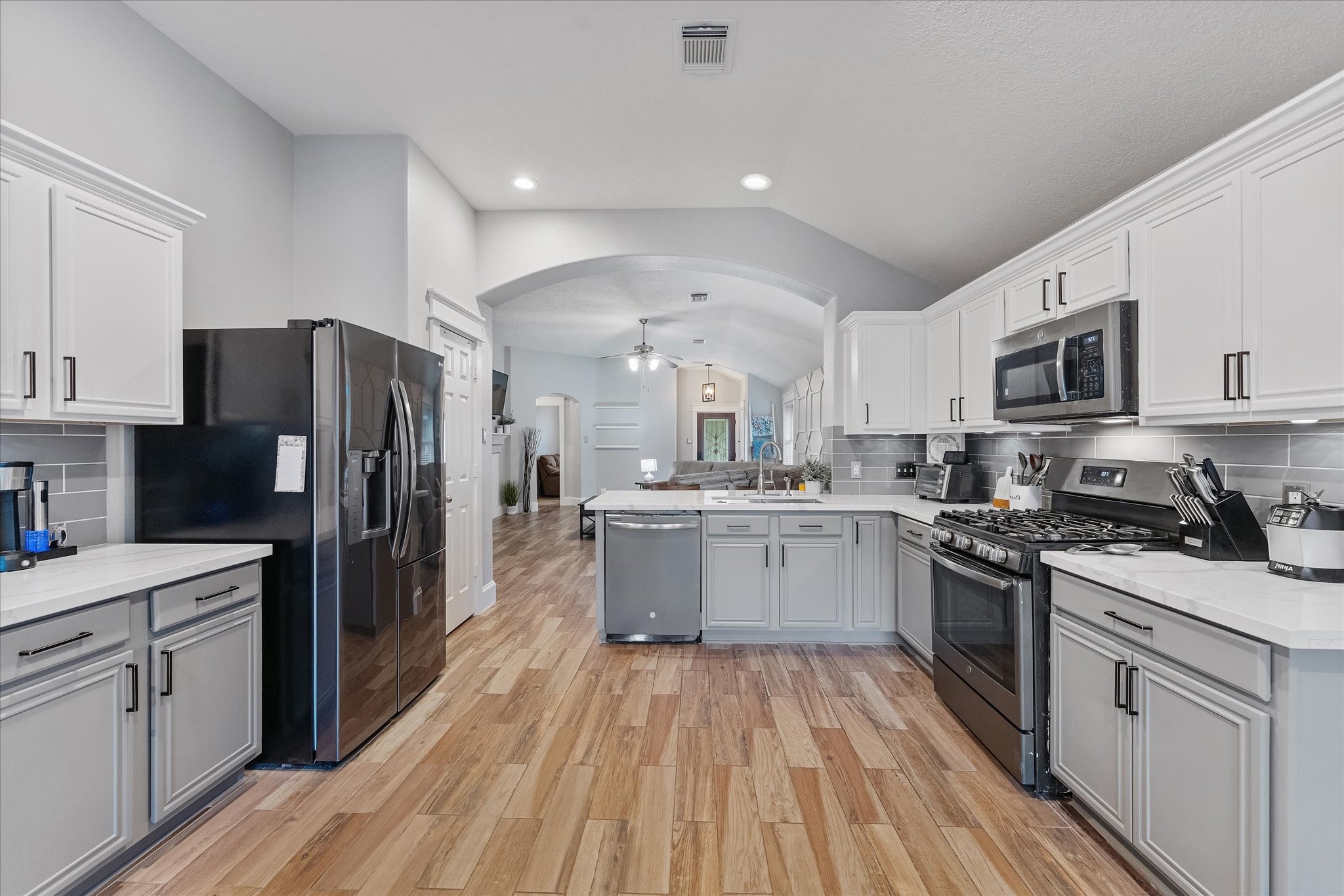 20127 Mammoth Falls Drive, Tomball, TX 77375