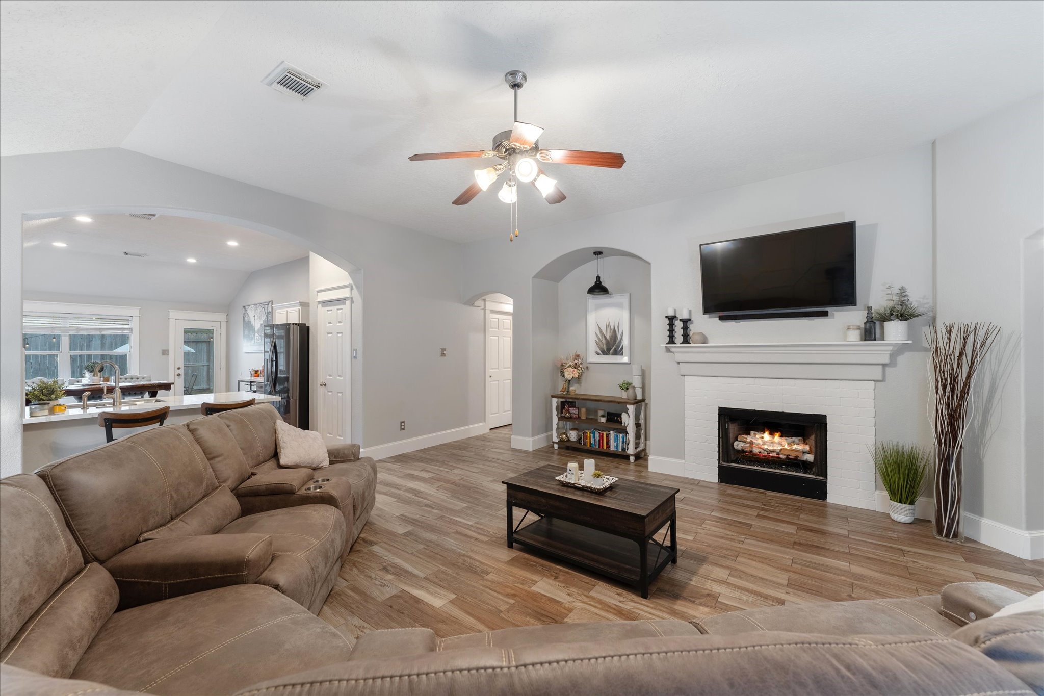 20127 Mammoth Falls Drive, Tomball, TX 77375
